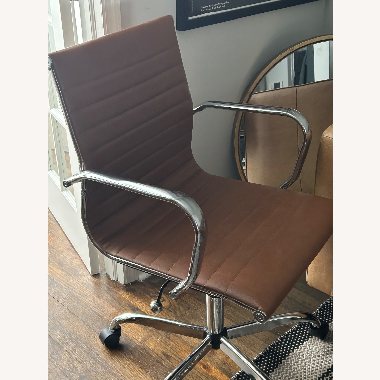 Icons of Manhattan Premium Office Chair - image-1