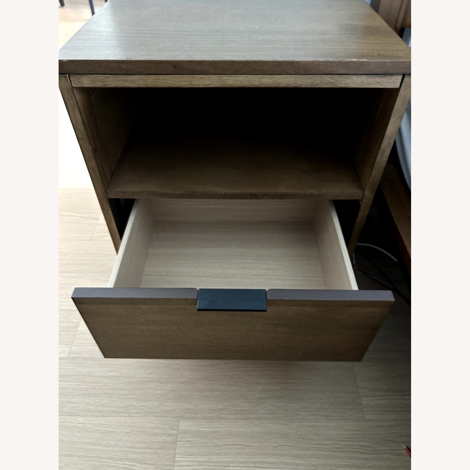 Zaquan 1-Drawer Nightstand - image-2