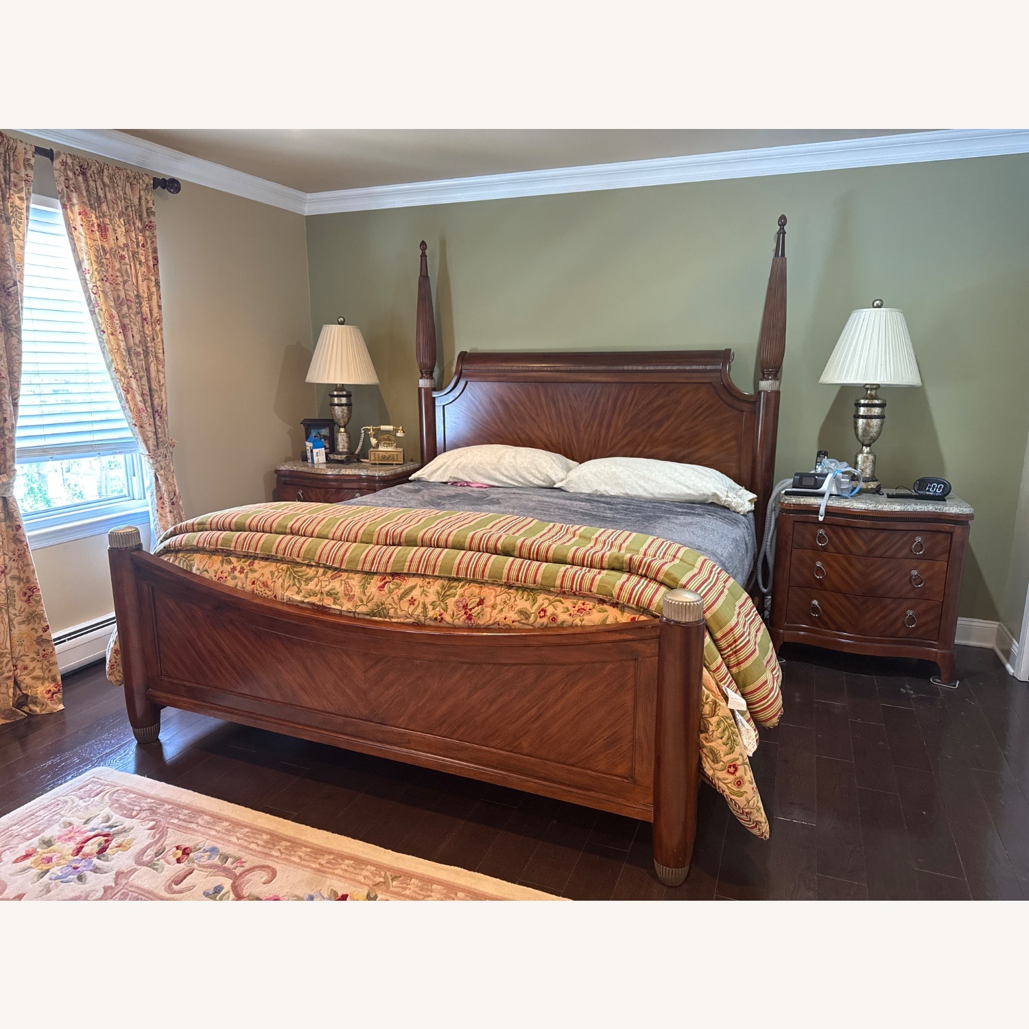 King Wood Head Board and Foot Bed - image-2