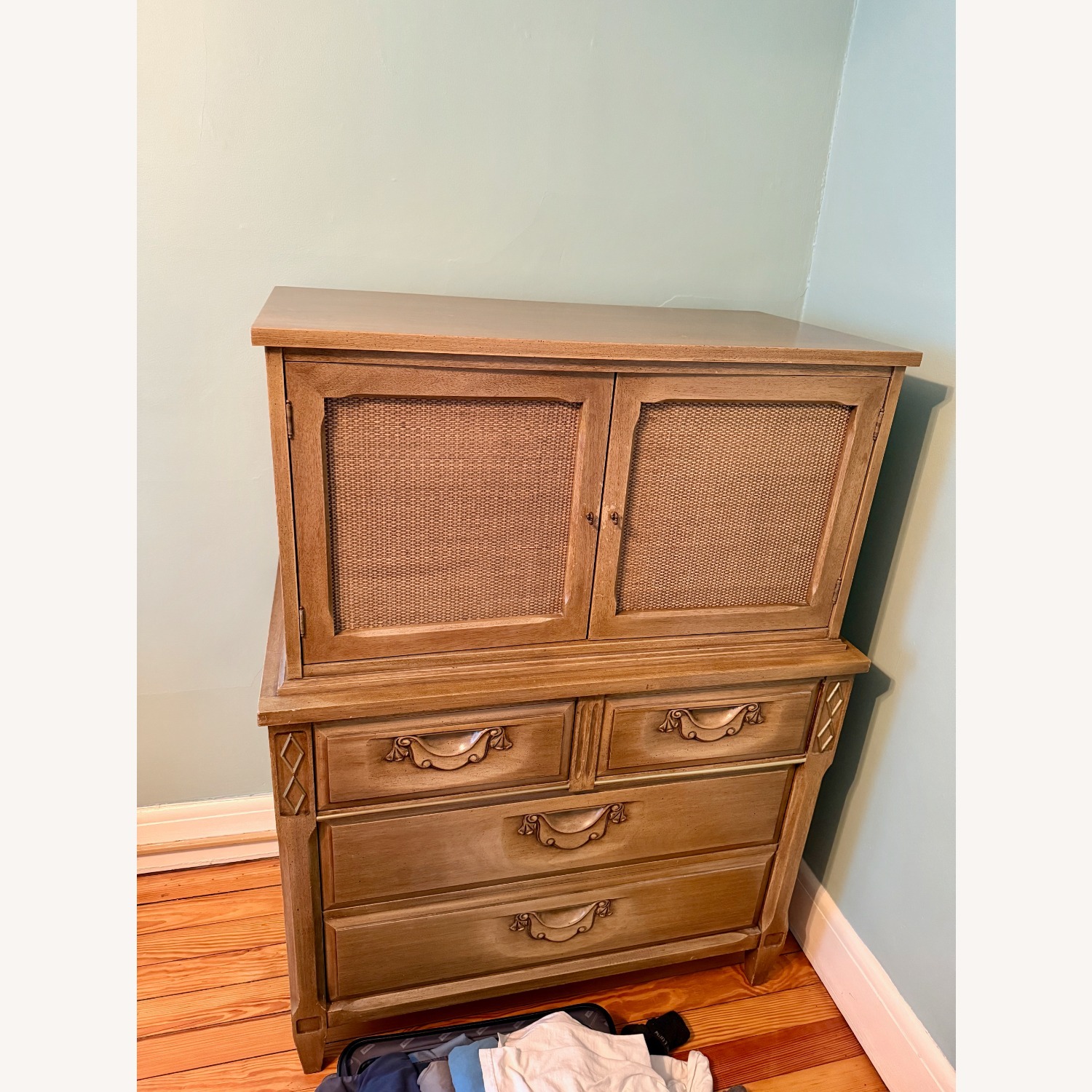 Cherry Antique Bedroom Dresser Storage - image-4