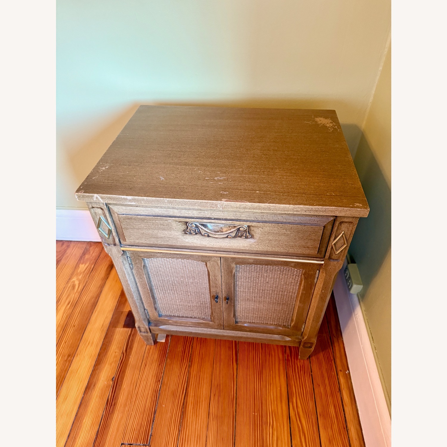 Cherry Antique Bedroom Nightstand Storage - image-1