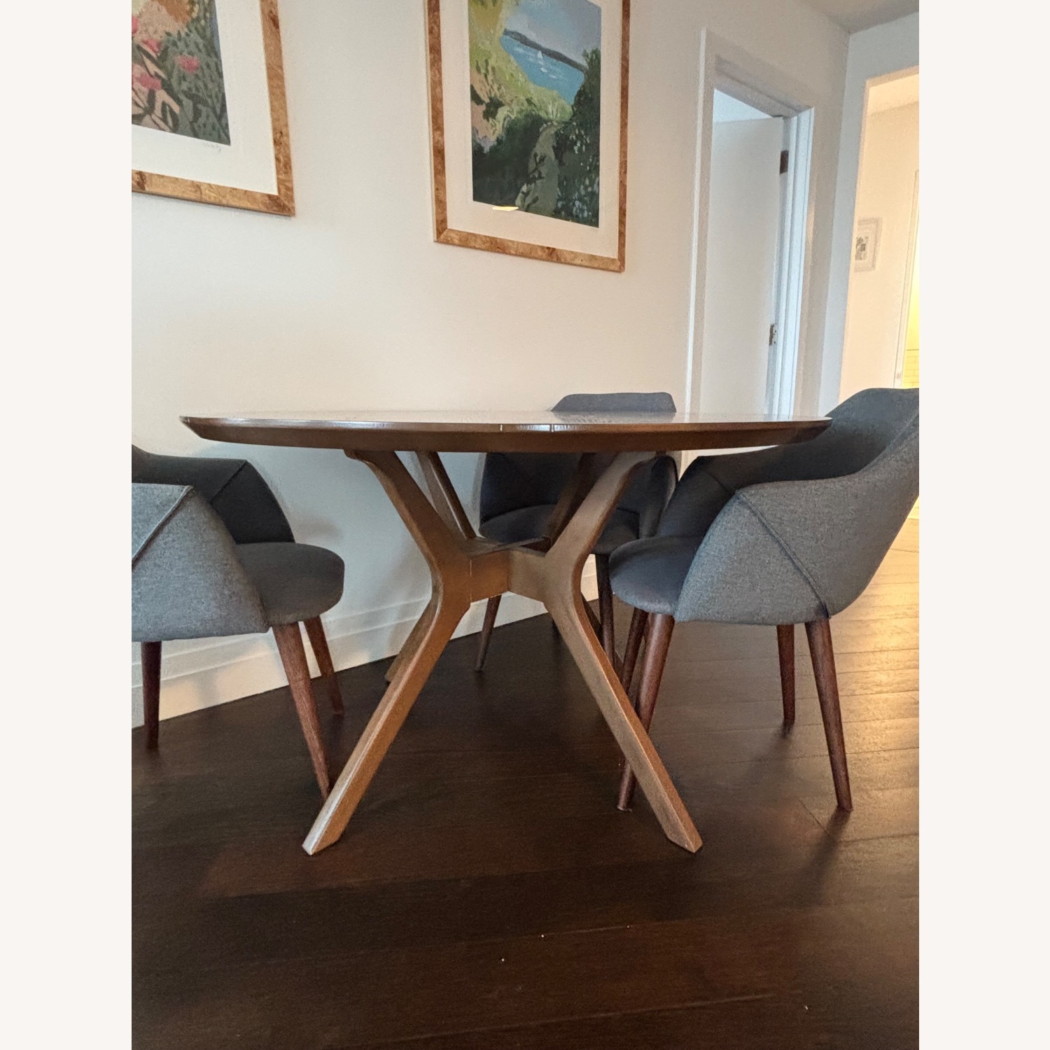 Raymour & Flanigan Brown 48” Table - image-4