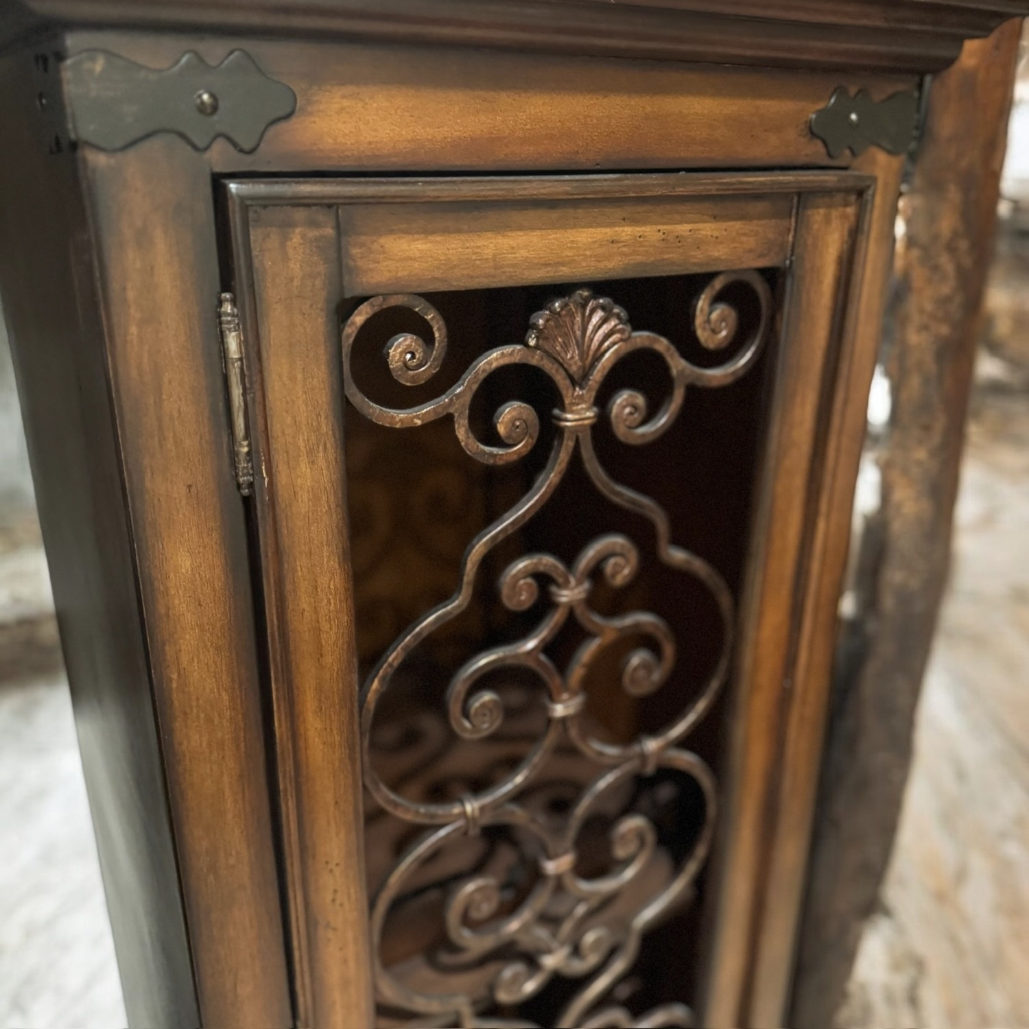 Mediterranean Spanish Wood Compact Wine Cabinet - image-2