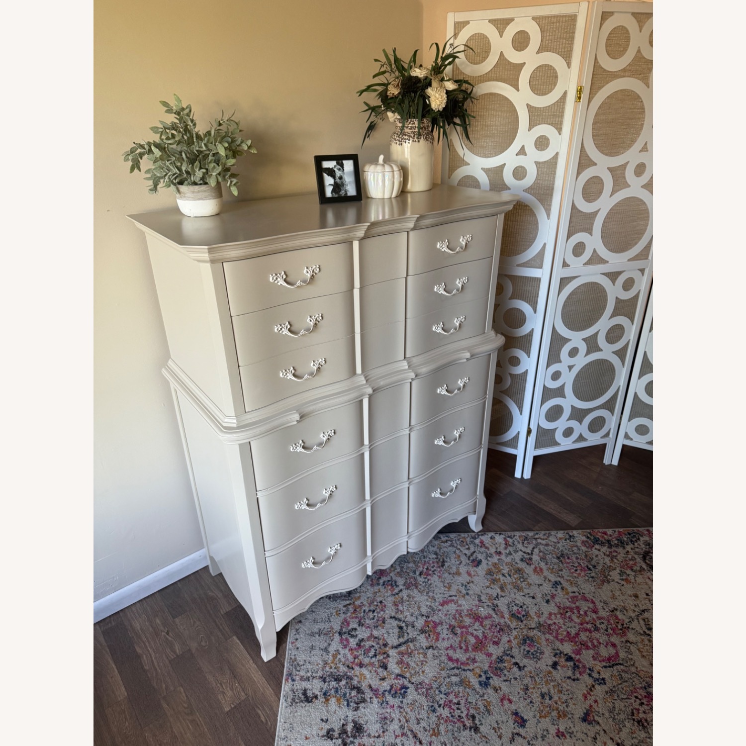 Vintage Huntley French Provincial Dresser - image-8