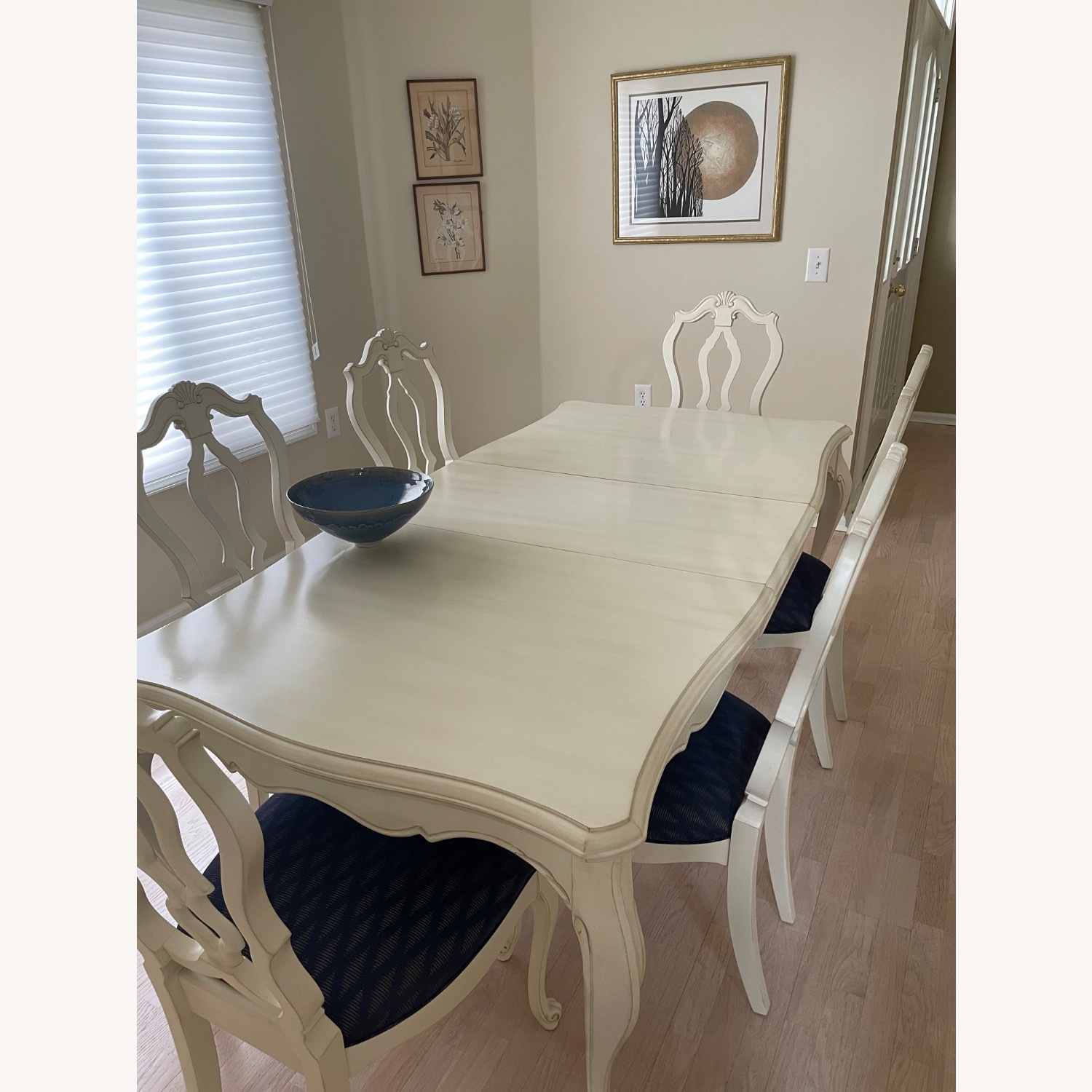 Dining Room Table and Chairs - image-2