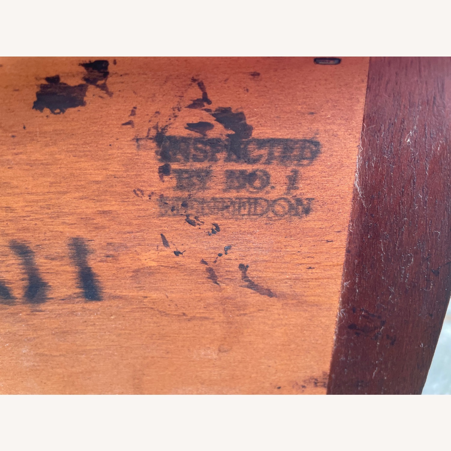 Henredon Mid-Century Traditional Nightstands - image-5