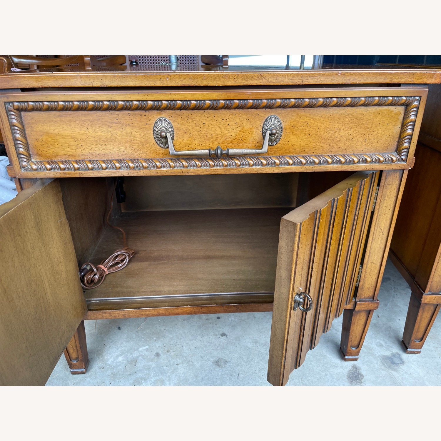 Henredon Mid-Century Traditional Nightstands - image-20