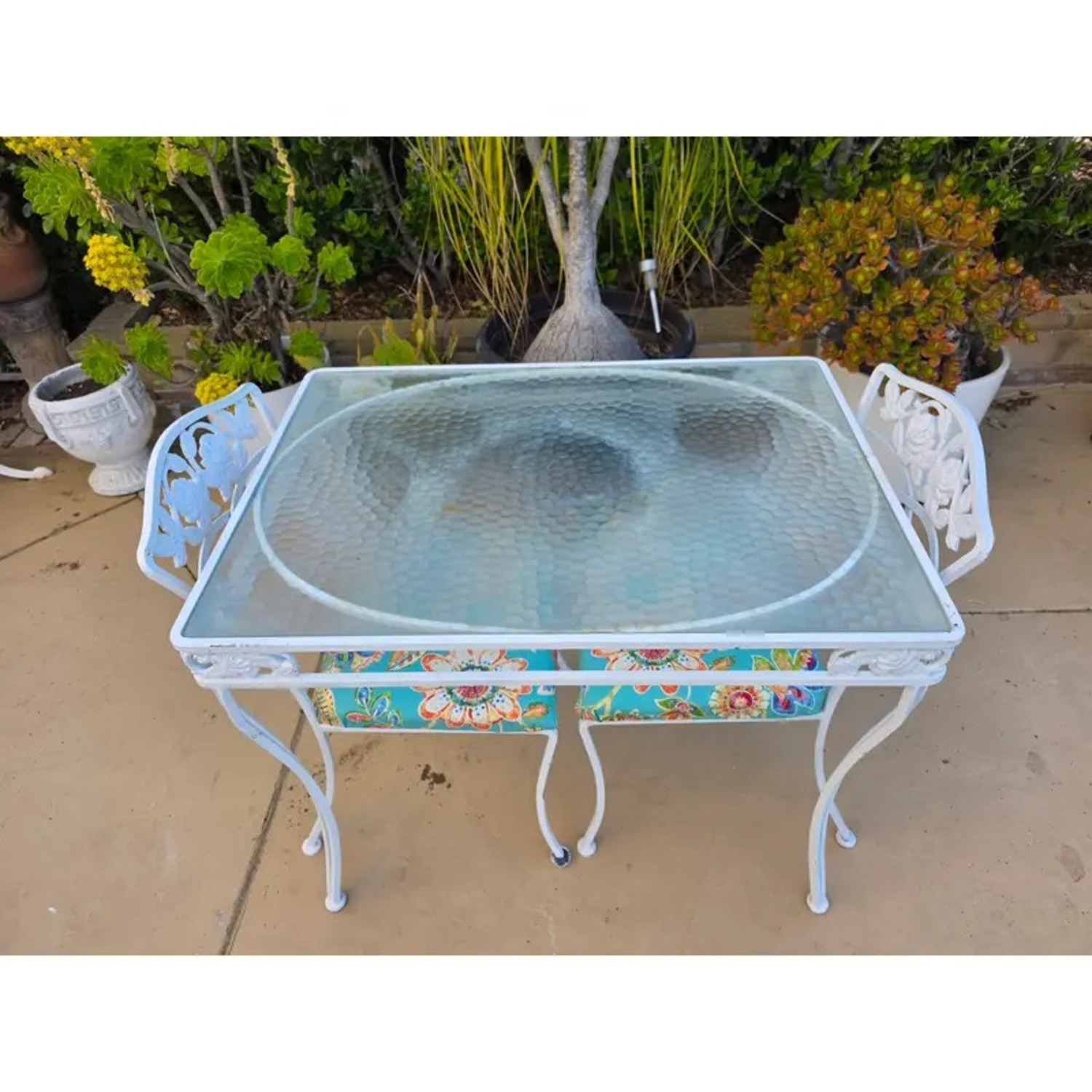 Elegant Wrought Iron Outdoor Table & Chairs - image-4