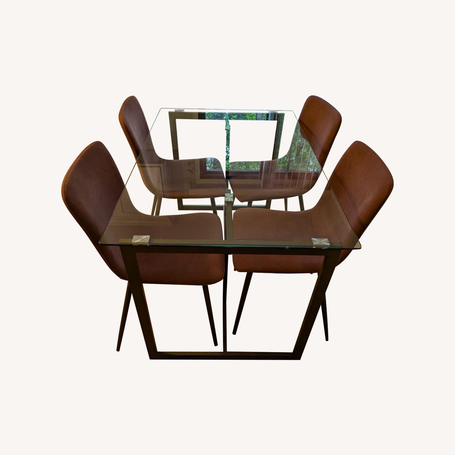 4 Person Dining Set - image-0