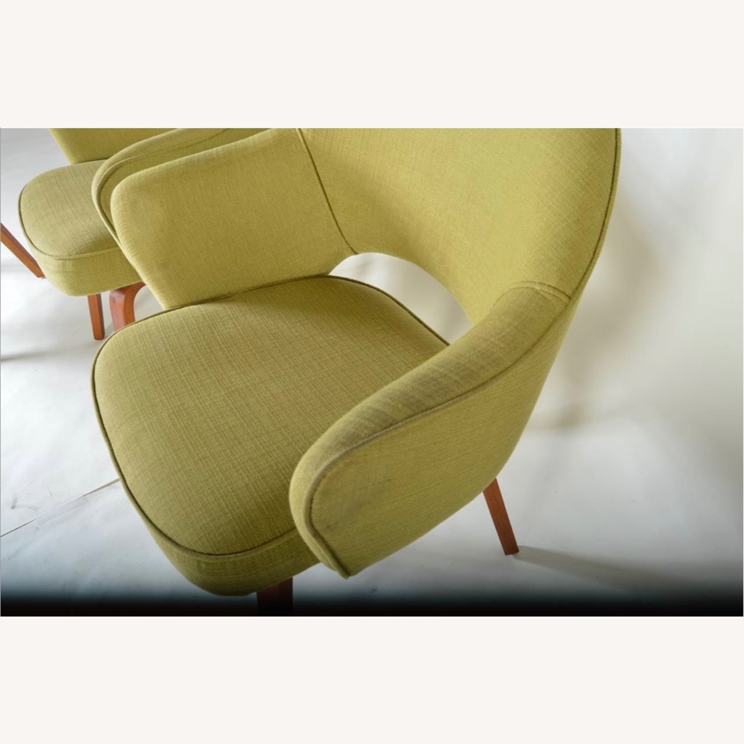Saarinen Executive Chairs - image-2