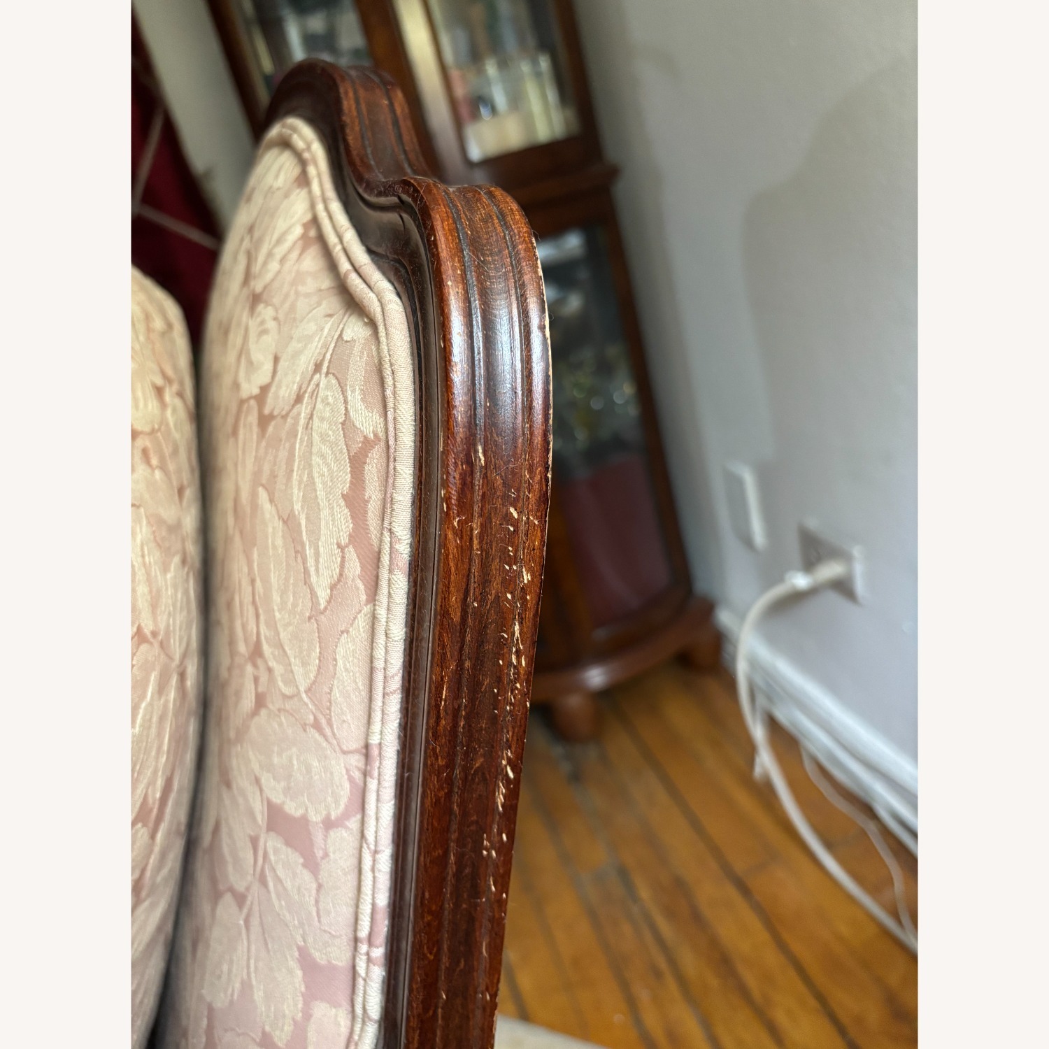 Ethan Allen Vintage Arm Chair with Ottoman Chaise - image-5