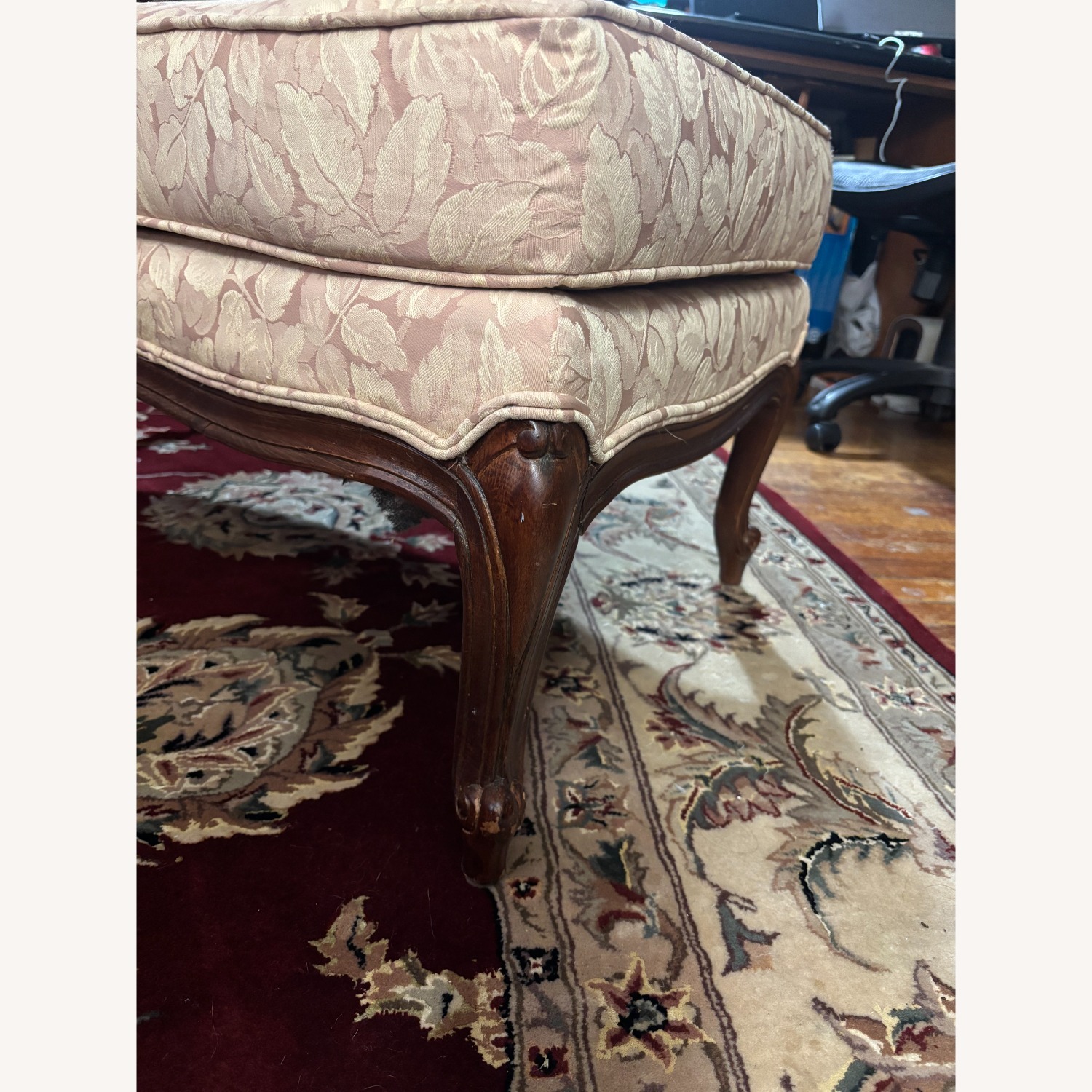 Ethan Allen Vintage Arm Chair with Ottoman Chaise - image-7