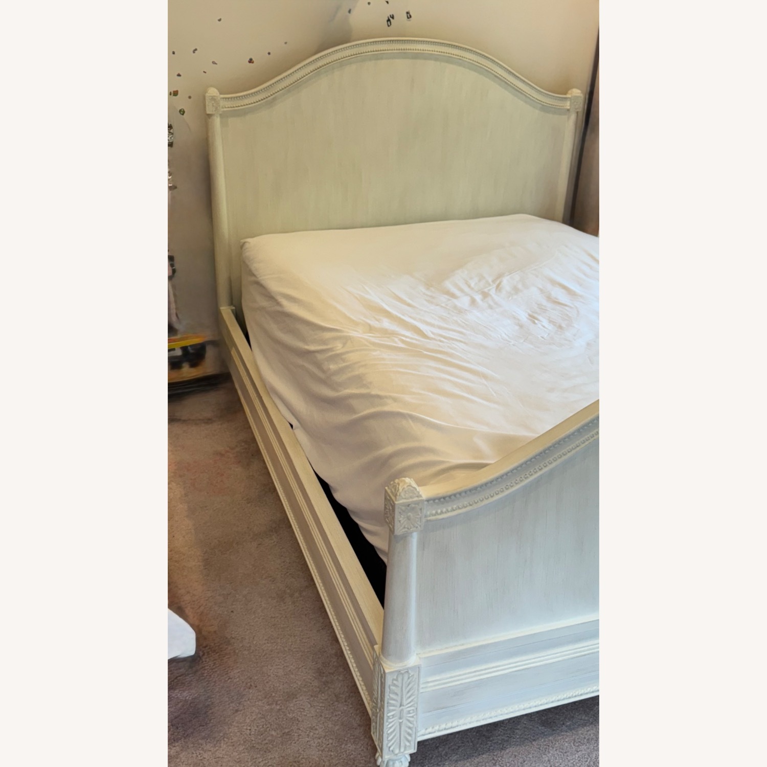 Bellina Arched Panel Bed - image-3