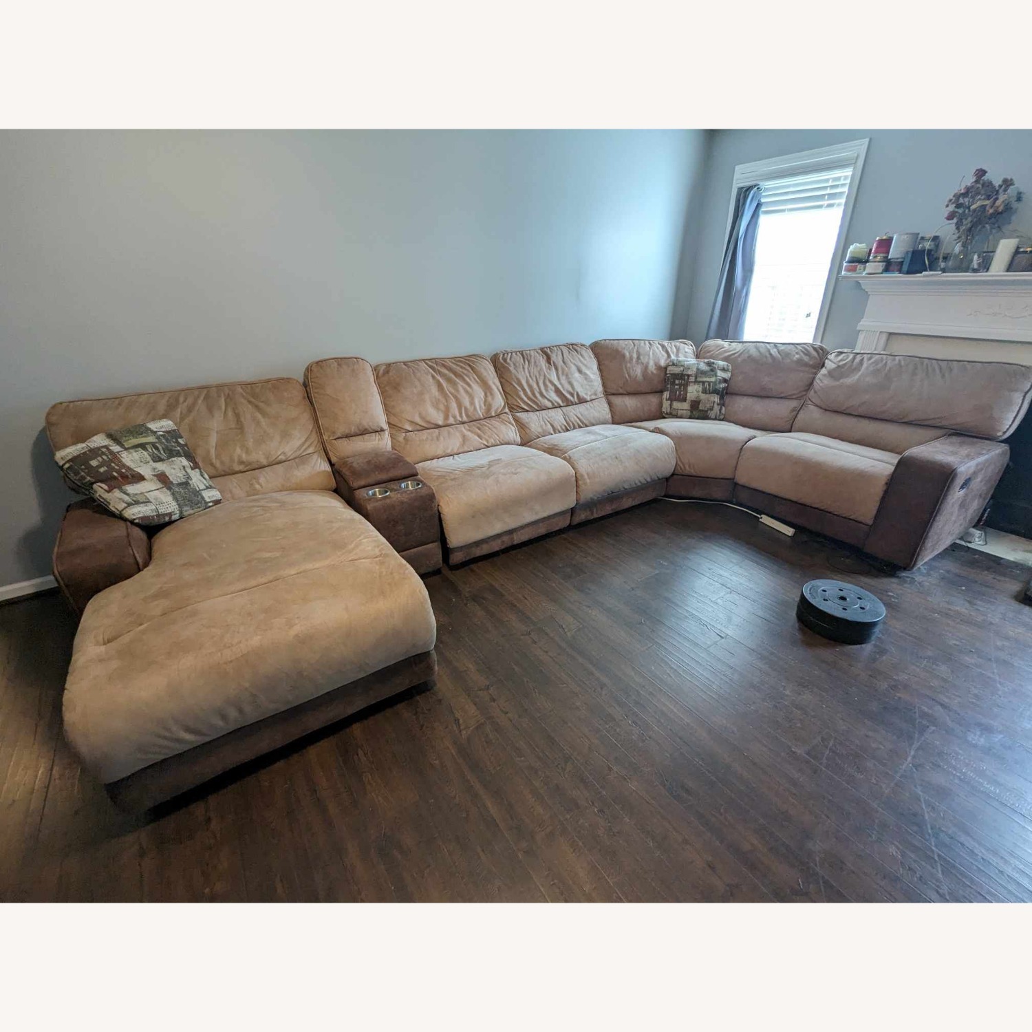 Badcock Pasadena Sectional w Chaise - image-2