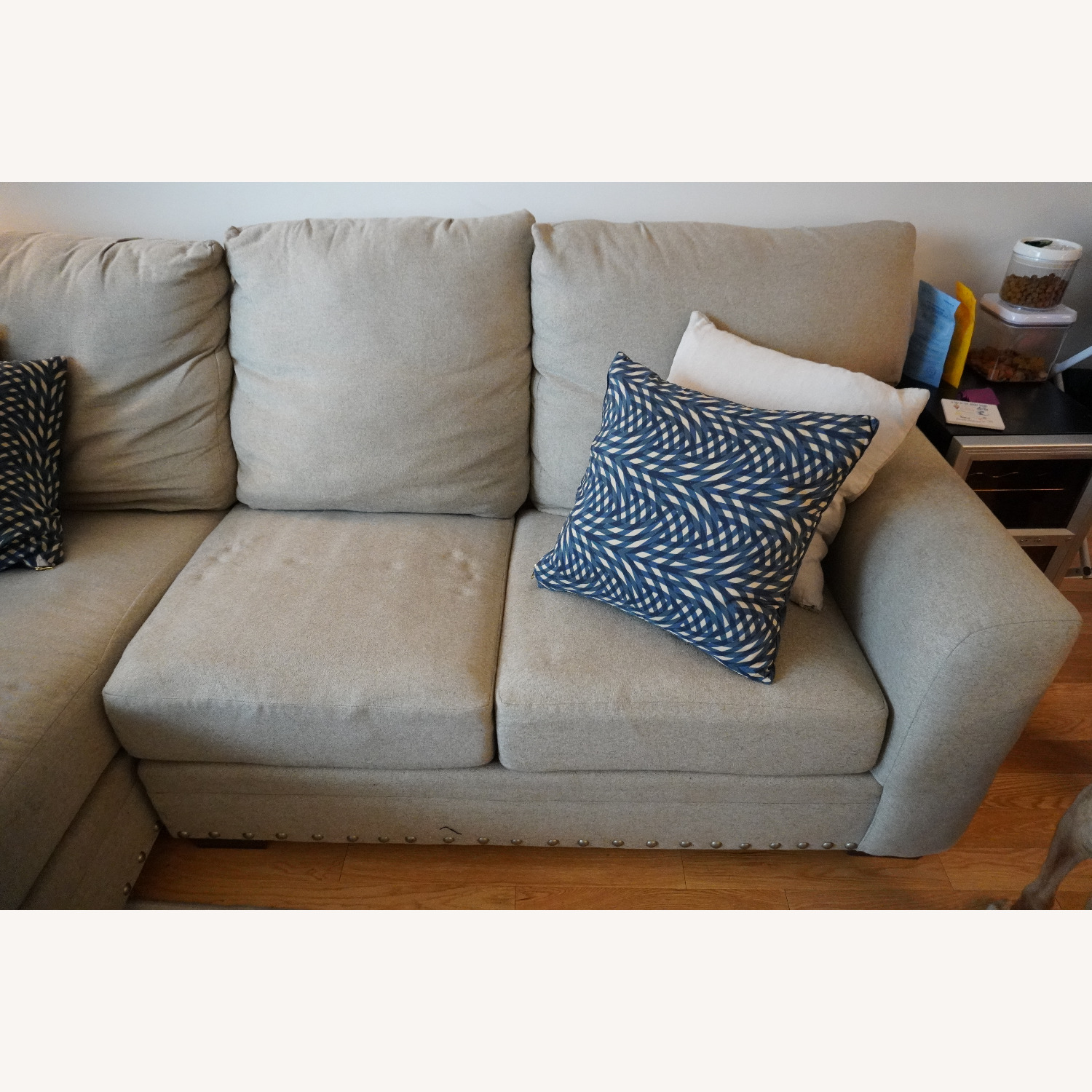 Value City Sofa W Chaise Lounger - image-2