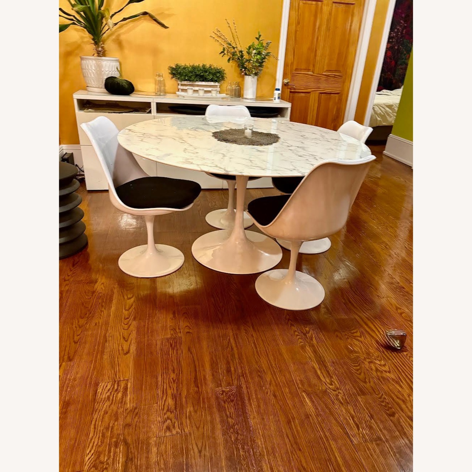 Rove Concepts 54'' Tulip Table + 4 Tulip Chairs - image-2