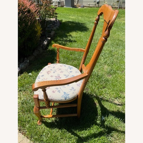 Used Dining Chairs, 2 Arm, 4 Regular for sale on AptDeco