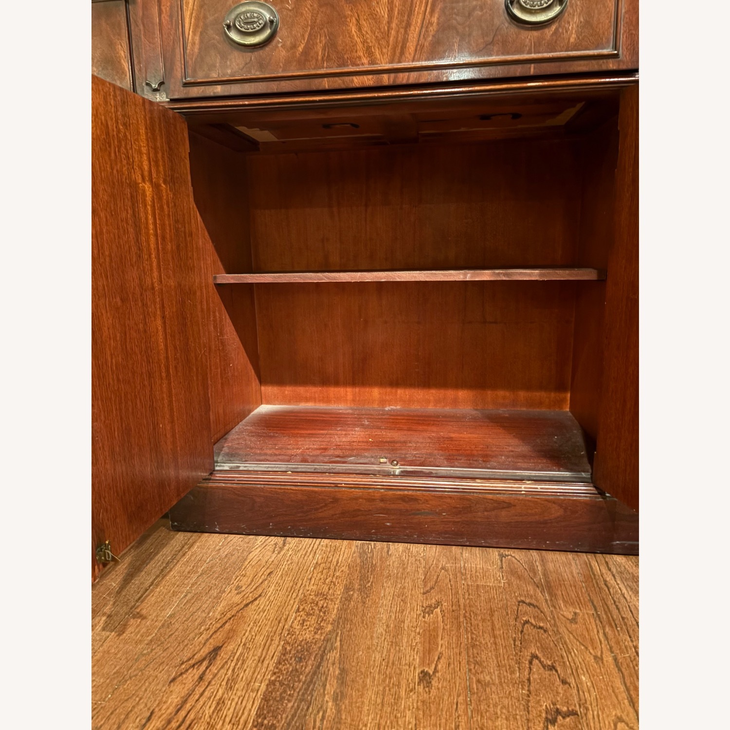 Vintage Mahogany Georgian Style Display Cabinet - image-3