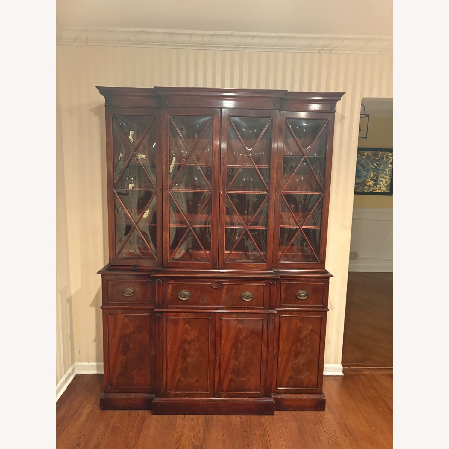 Vintage Mahogany Georgian Style Display Cabinet - image-1