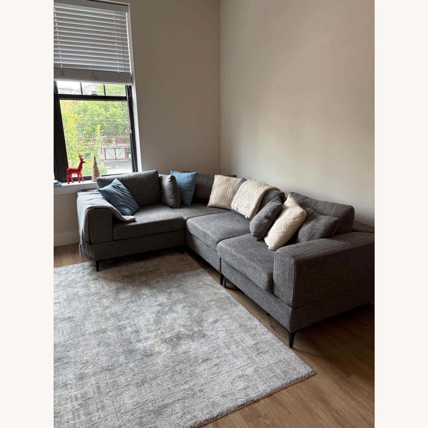 Wayfair Avaleigh Grey Sofa - image-4