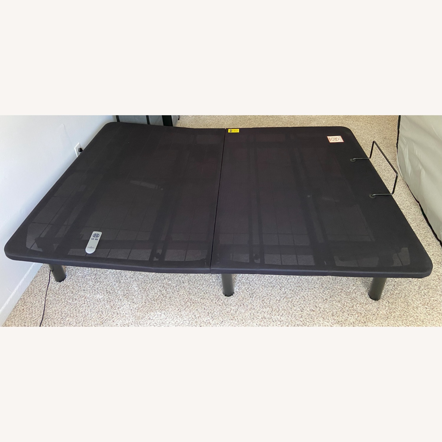 Queen Size Bed - image-2