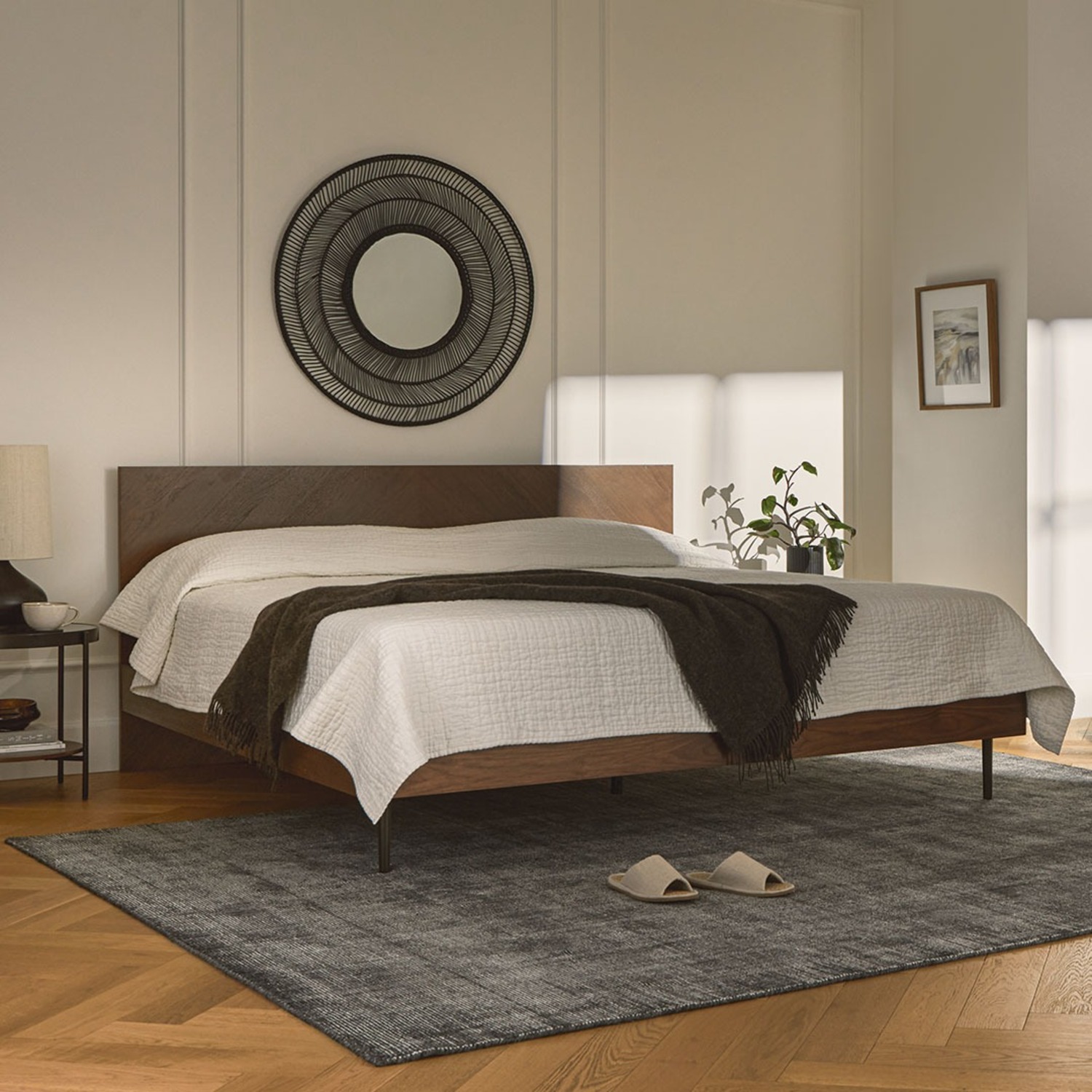 Article Nera King Bed in Walnut - image-4