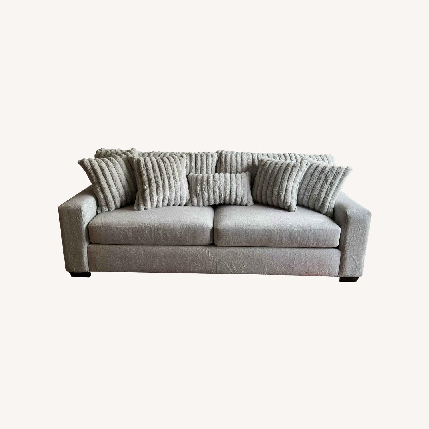 Bob's Discount Furniture Sofia Sofa - image-5