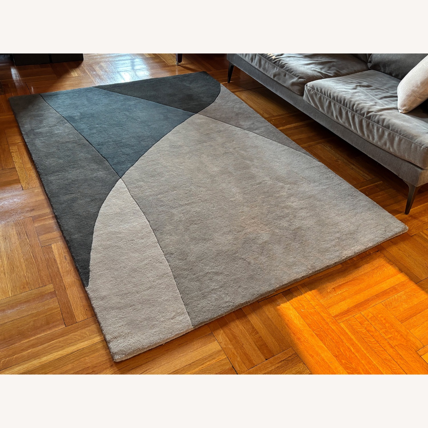 Chandra Bense Garza Geometric Area Rug - image-1