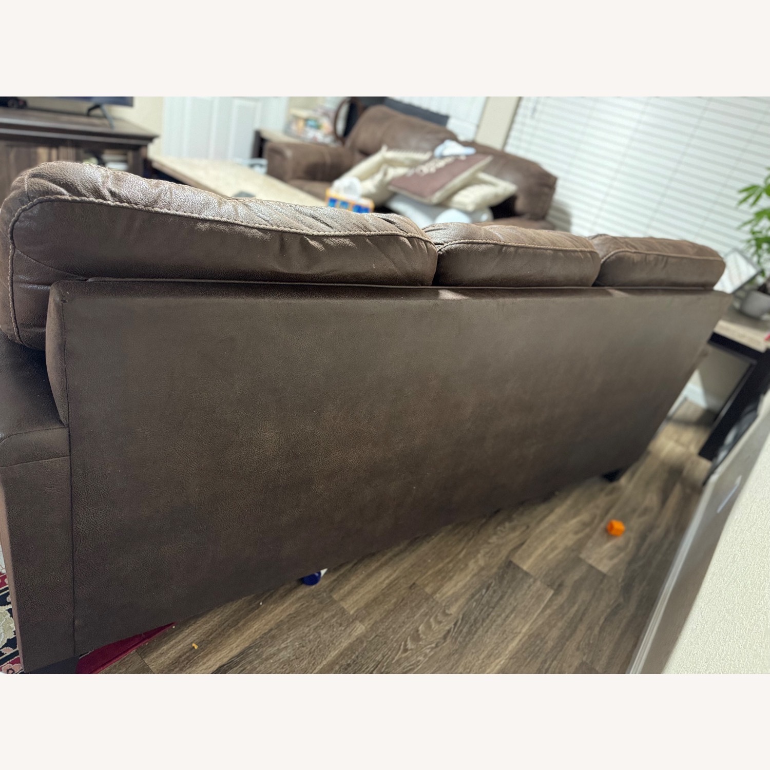 Ashley Furniture 3 Seater Sofa - image-4