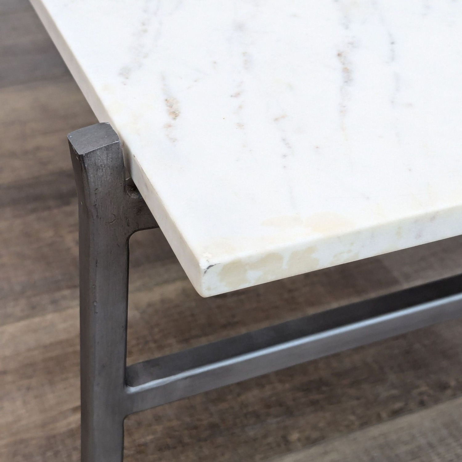 SLAB SMALL COFFEE TABLE ／中古品