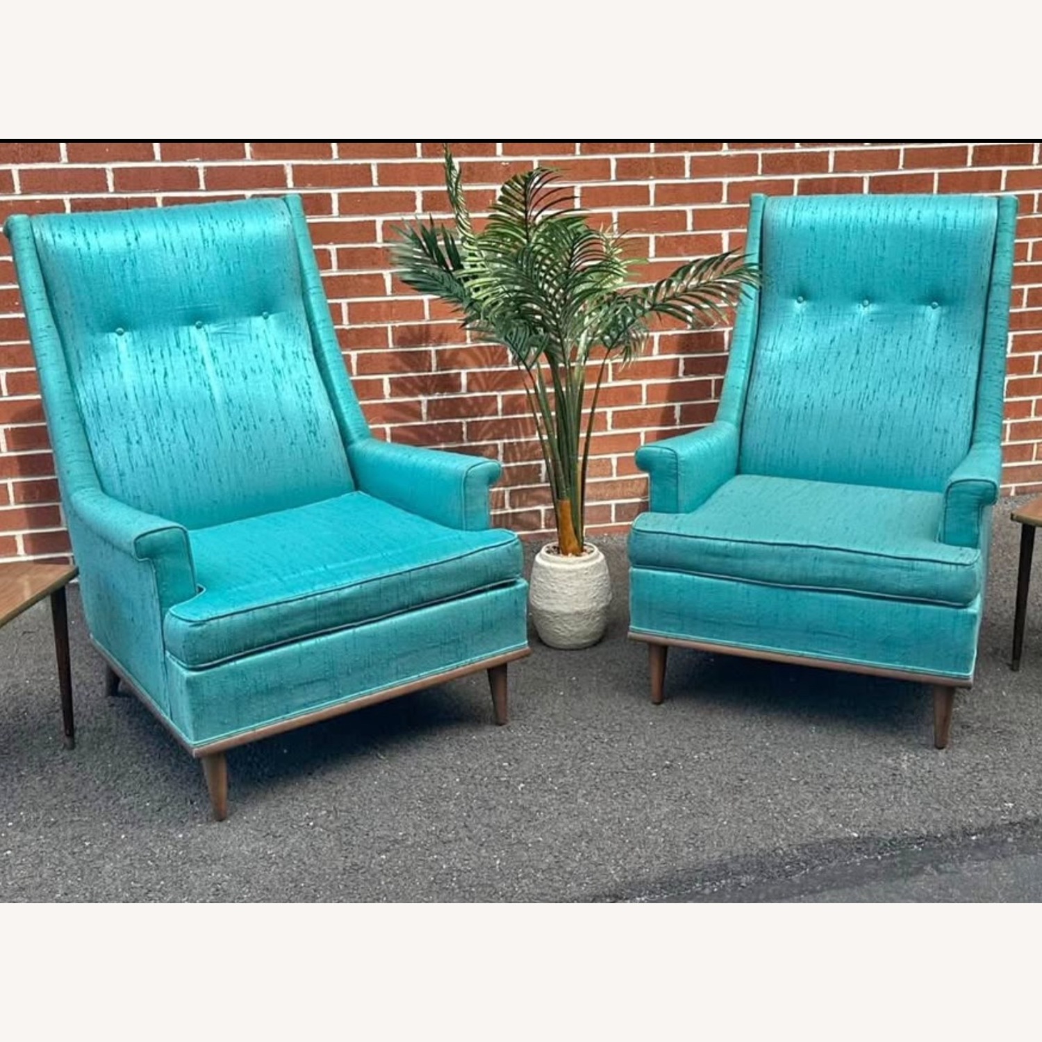 Vintage MCM Valentine-Seaver Kroehler Arm Chairs - image-1