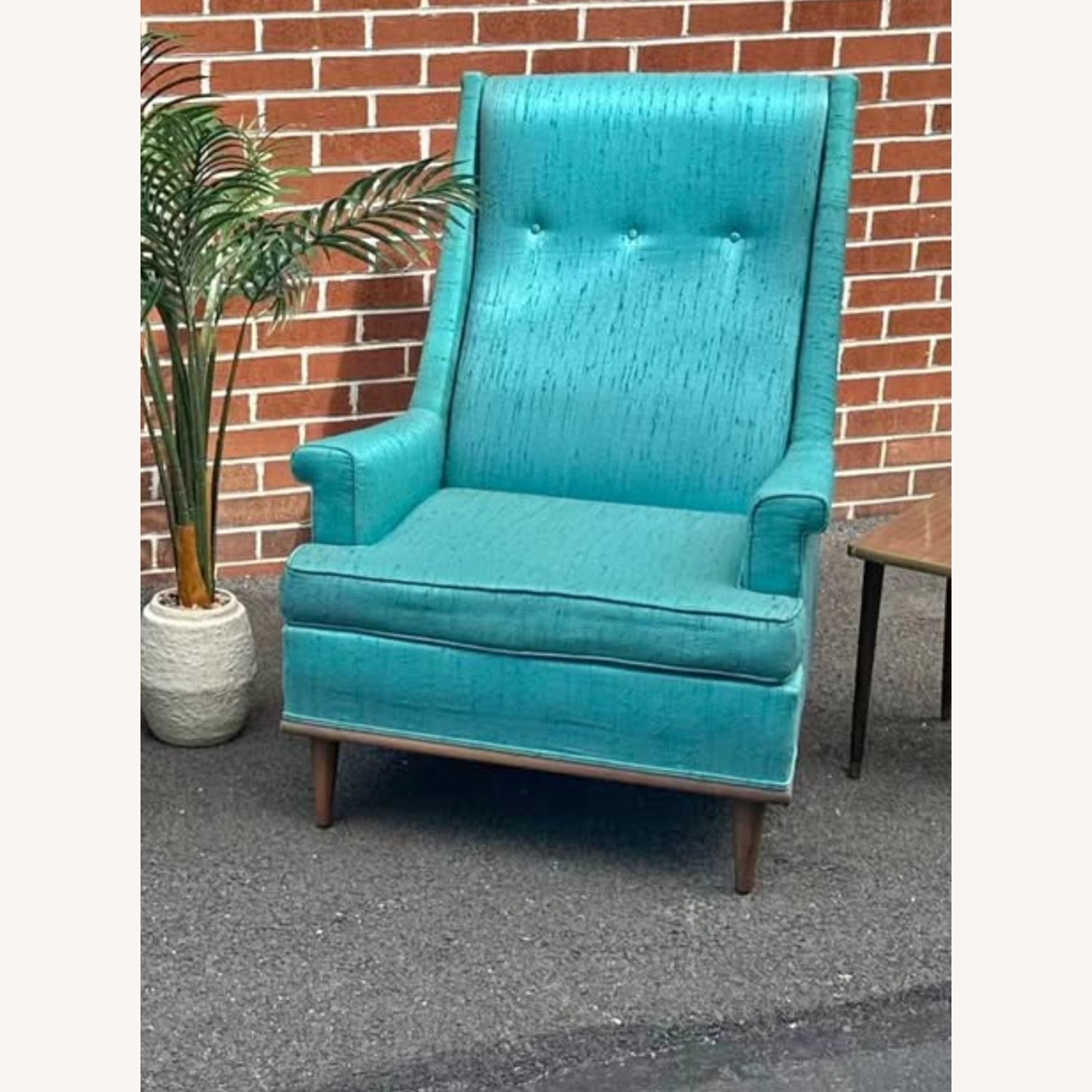 Vintage MCM Valentine-Seaver Kroehler Arm Chairs - image-2