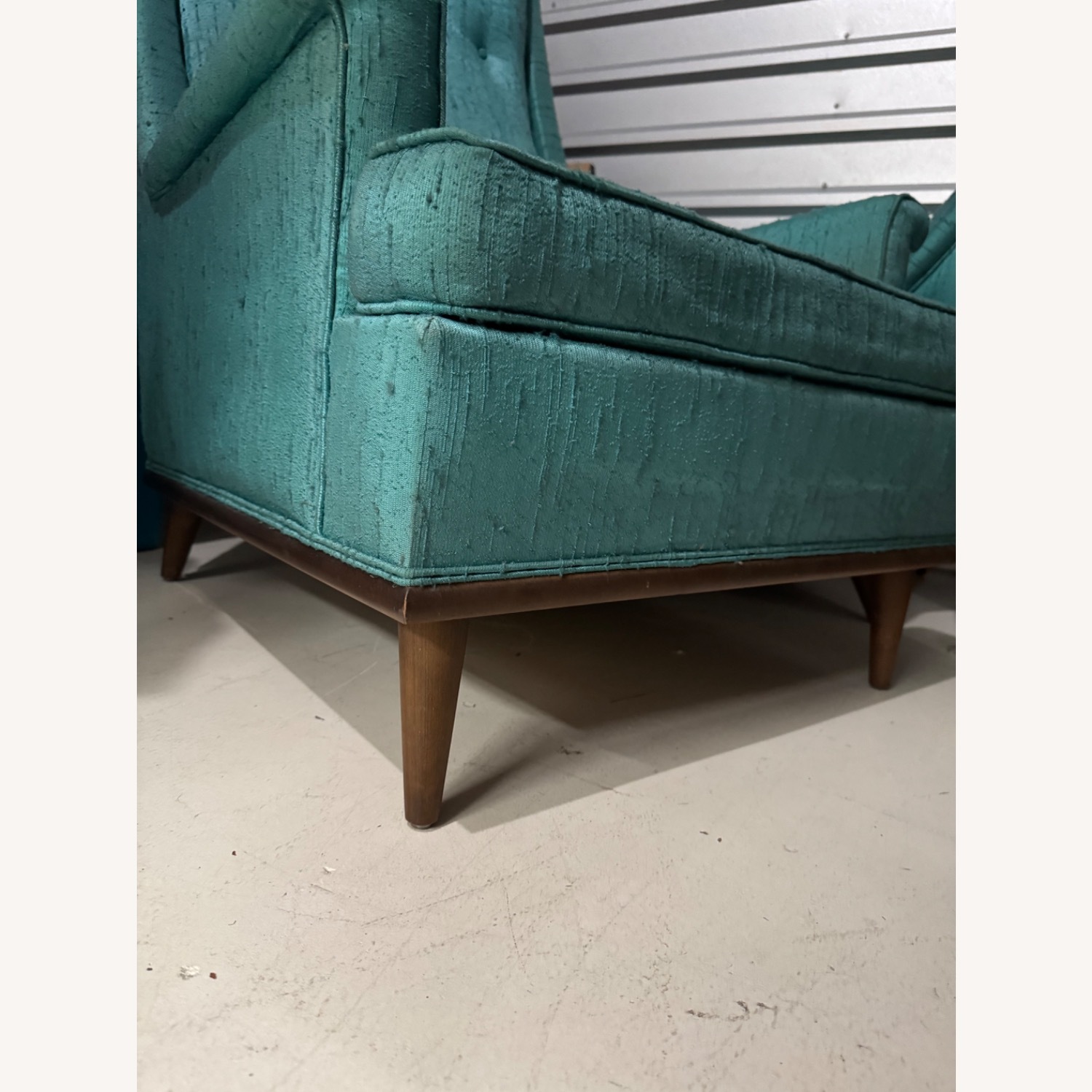 Vintage MCM Valentine-Seaver Kroehler Arm Chairs - image-9