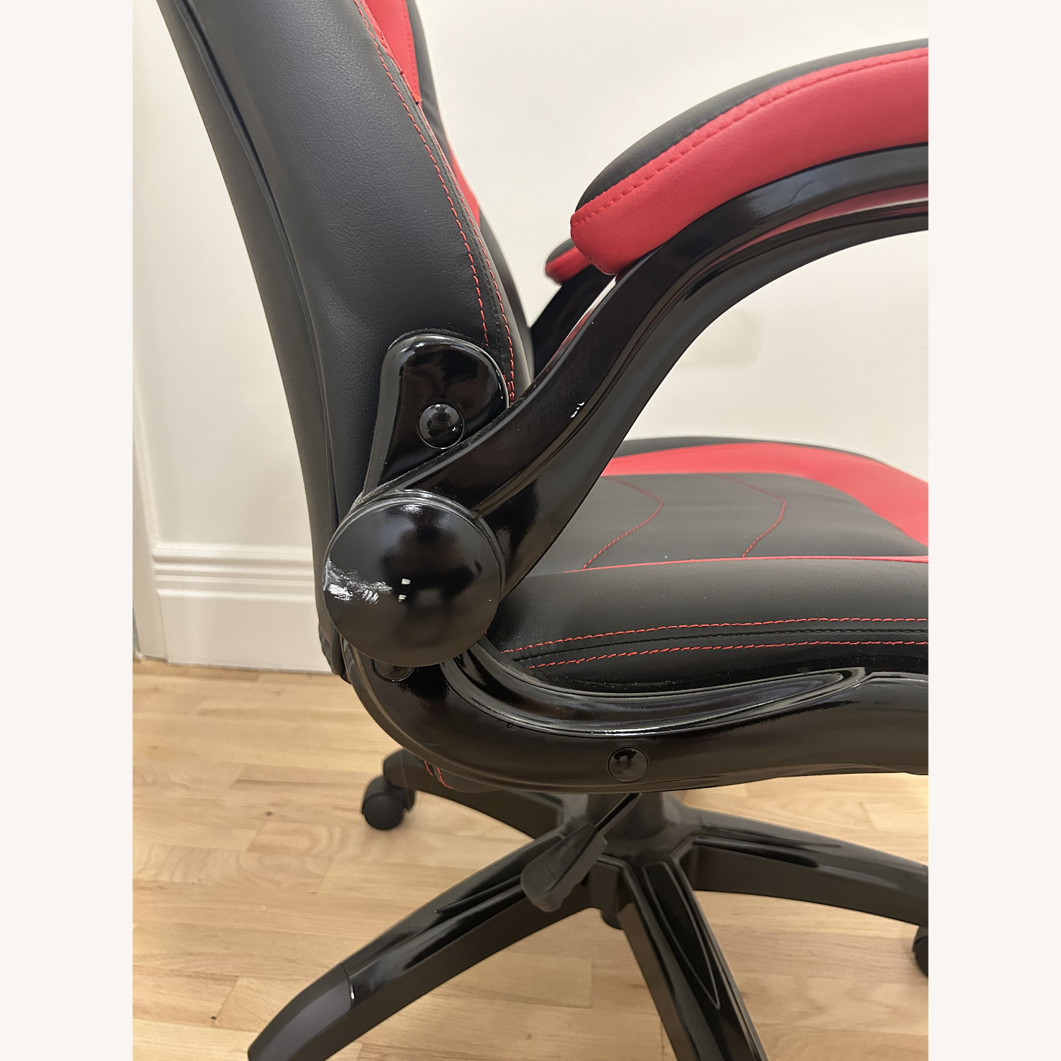 Emerge Vortex Red Gaming Chair - image-3