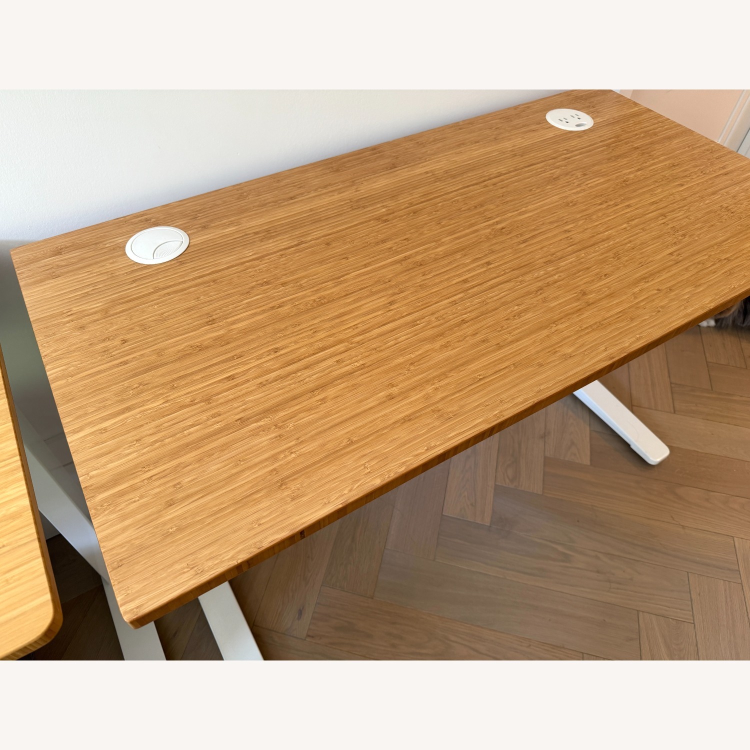 UPLIFT Standing Desk - image-4