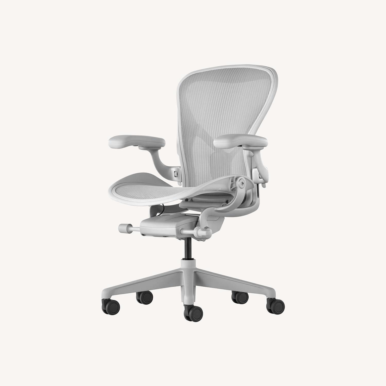 Herman Miller- Aeron Chair Size B Chair - image-0