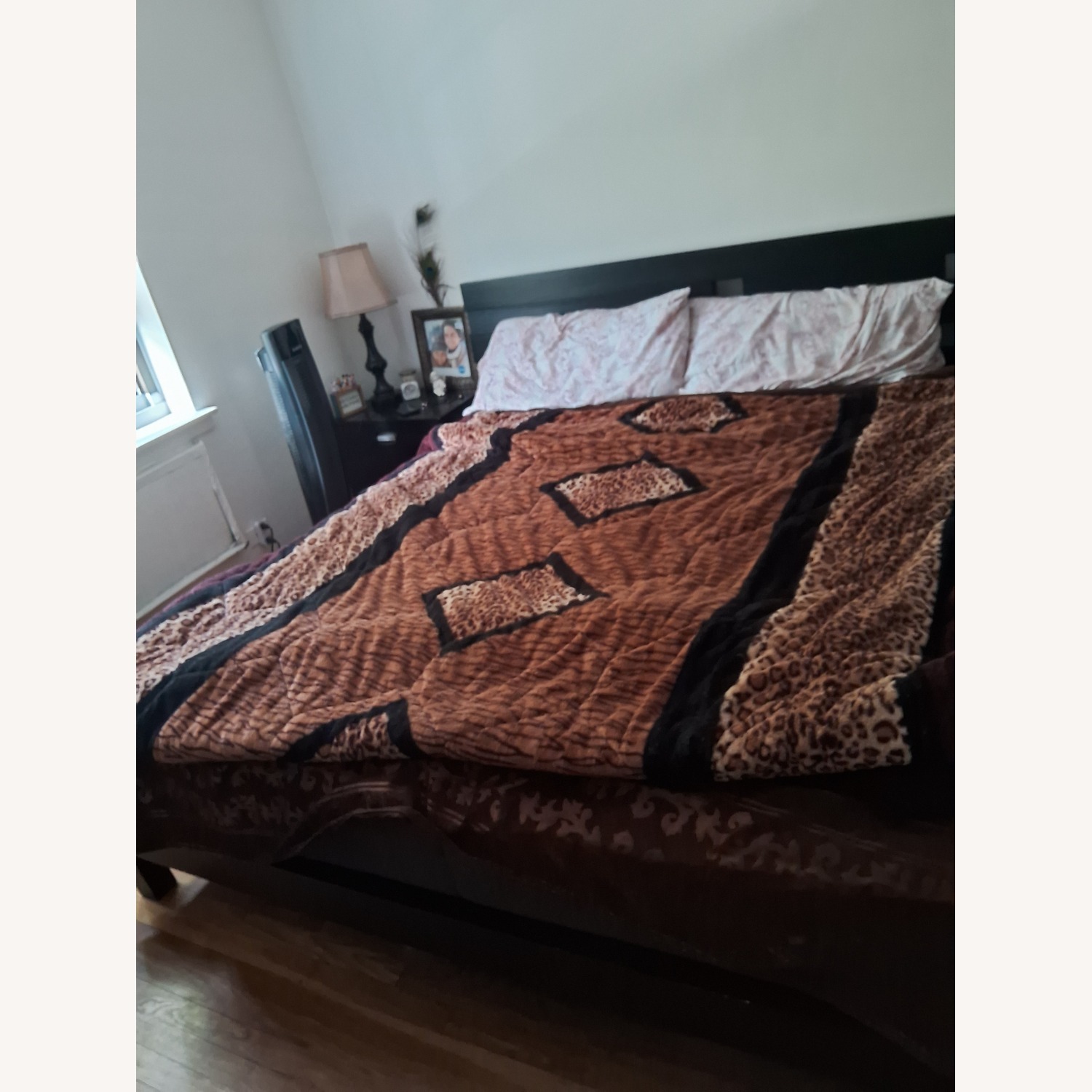 King Size Wooden Bed - image-4