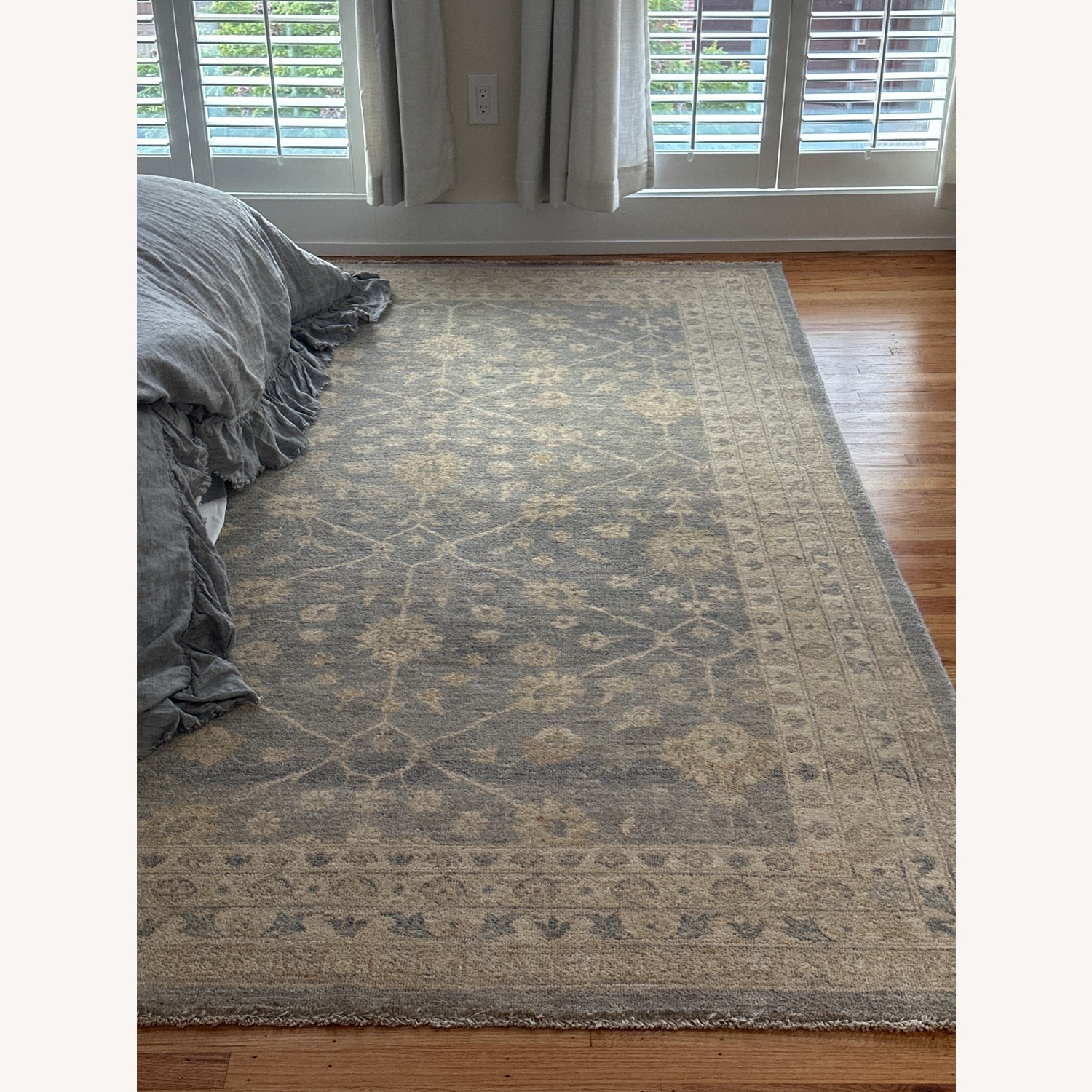 Loloi Majestic MM-11 Area Rug - image-1