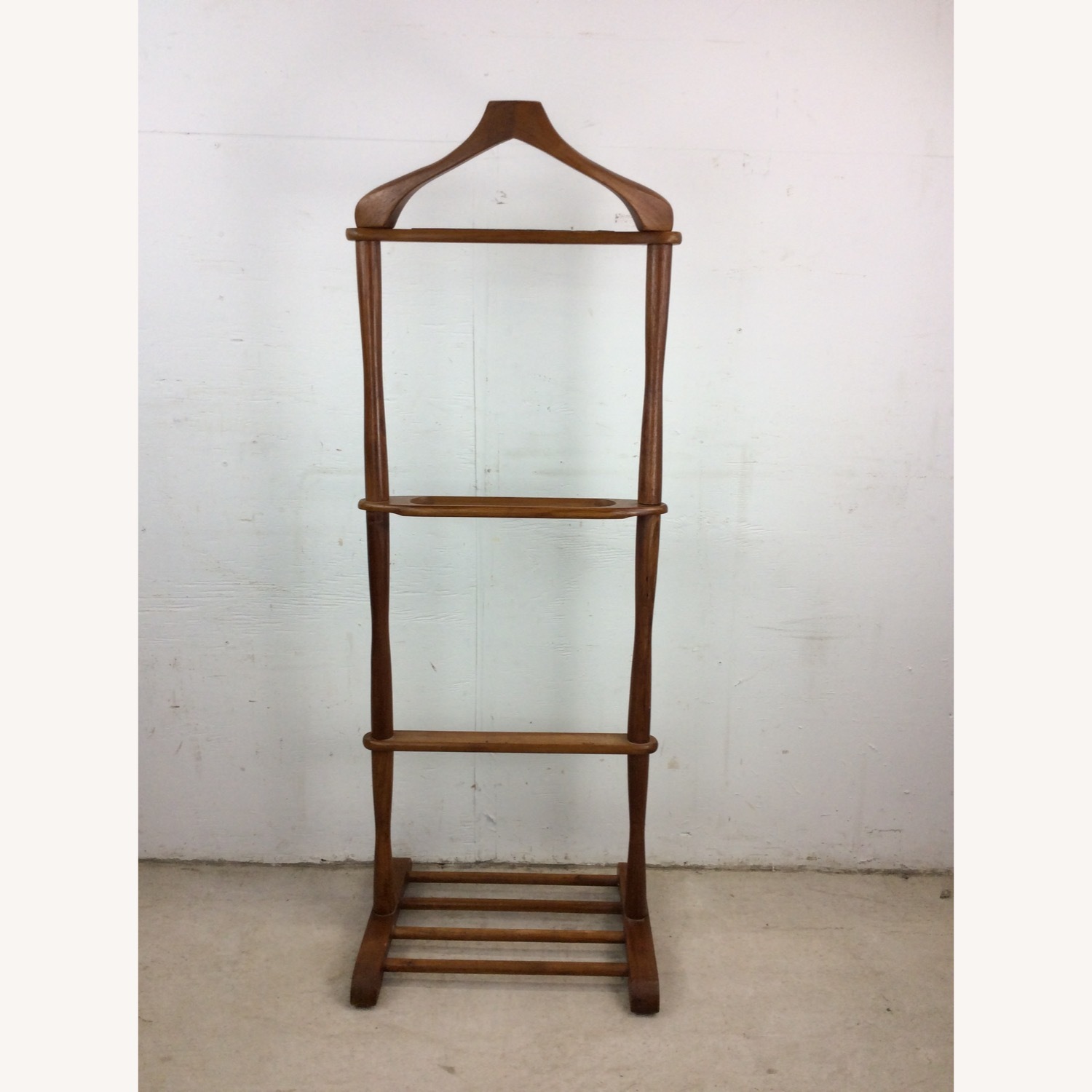 MCM Wood Gentleman's Valet with Accessory Dish - image-17