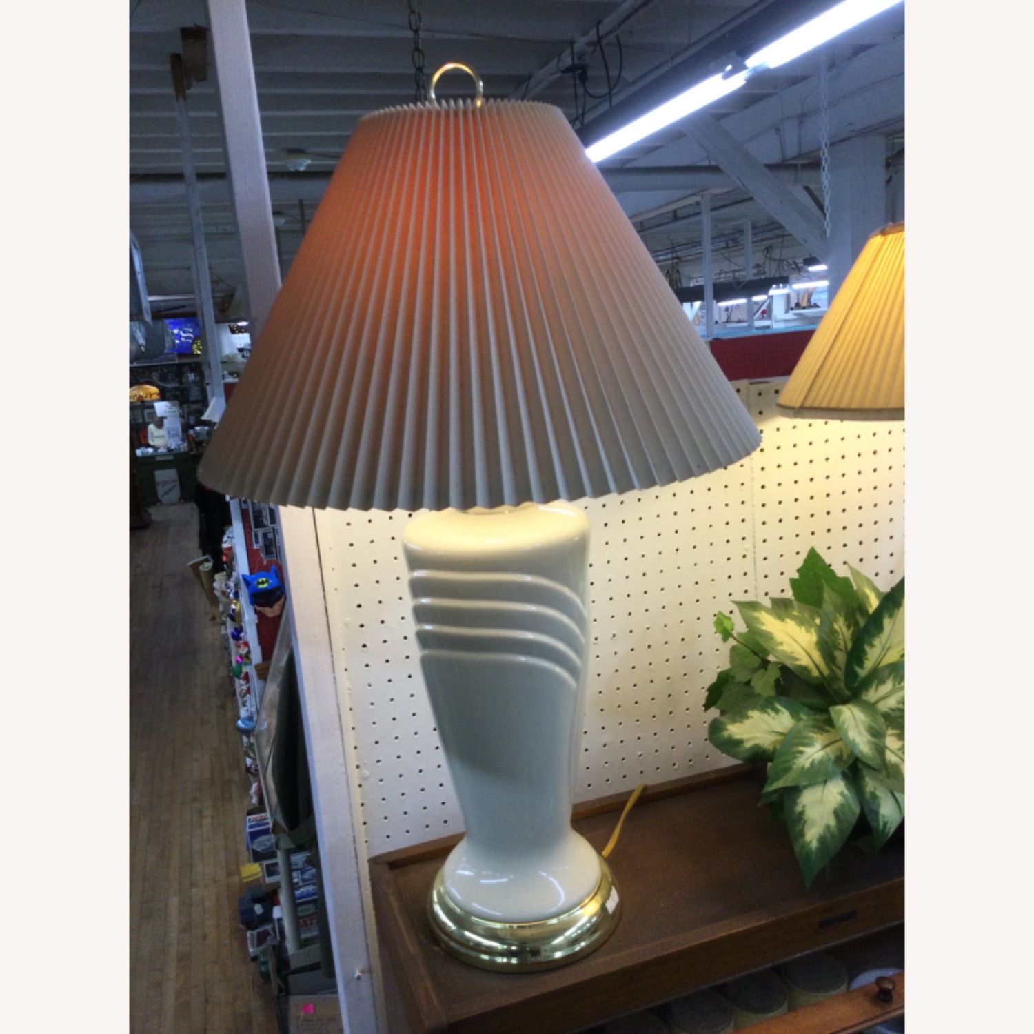Postmodern Ceramic Table Lamp with Brass Base - image-19