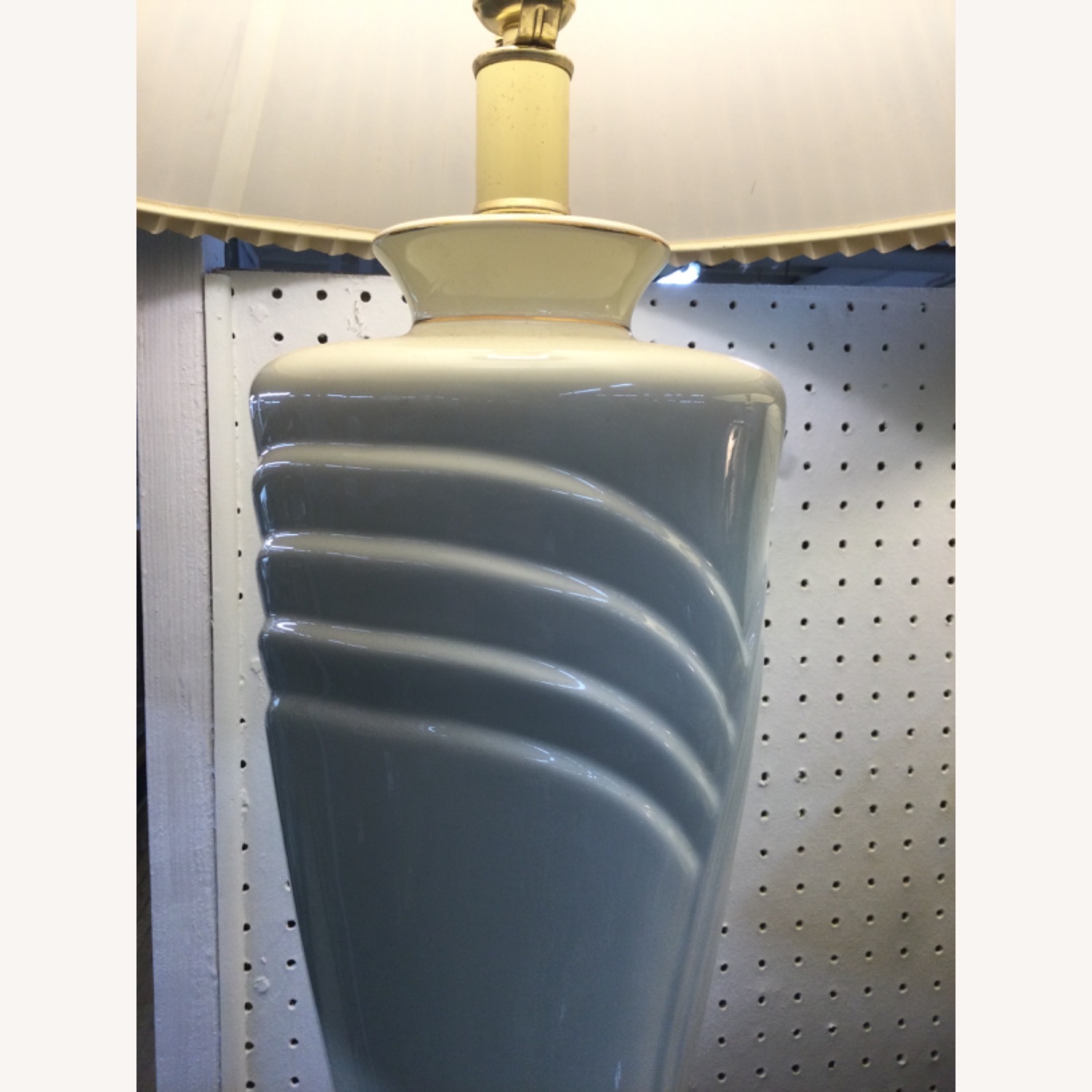 Postmodern Ceramic Table Lamp with Brass Base - image-9