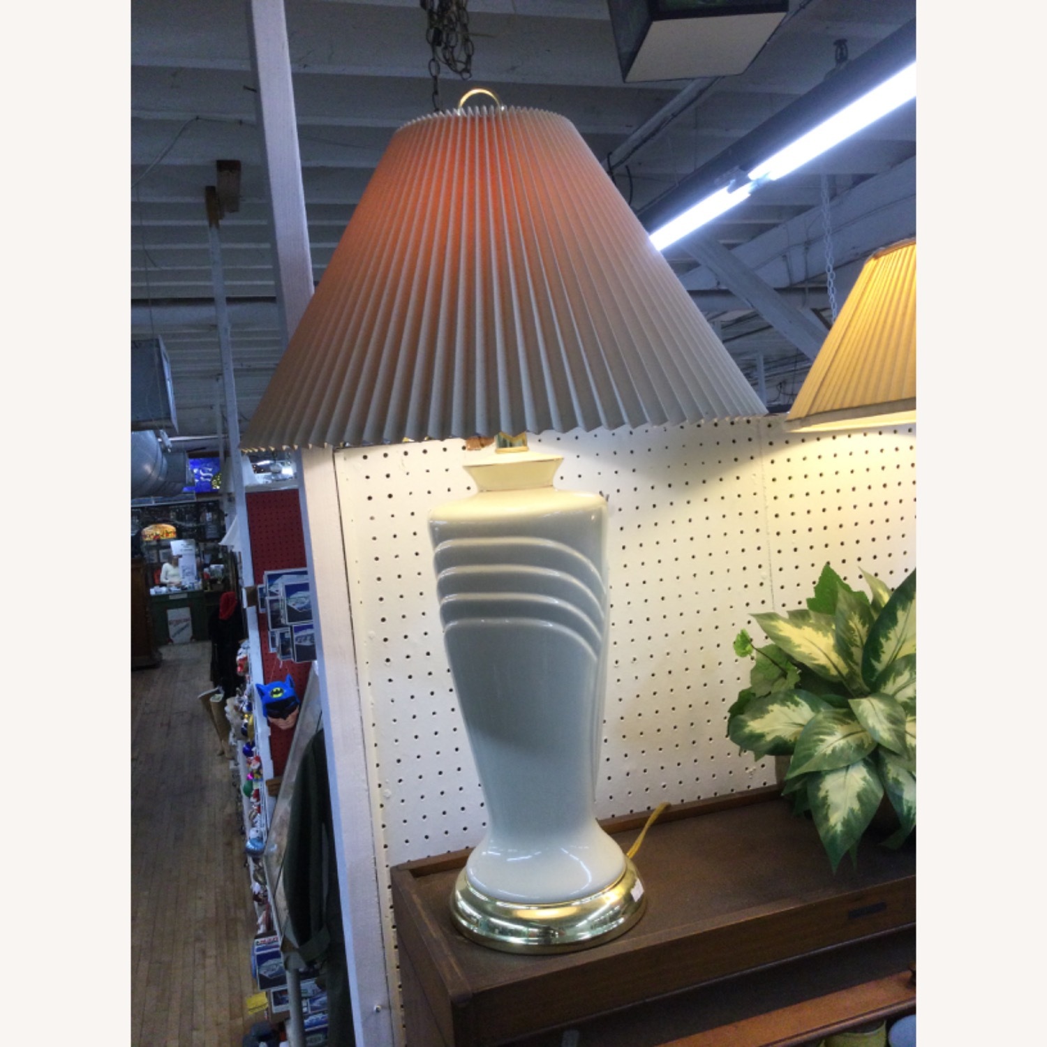 Postmodern Ceramic Table Lamp with Brass Base - image-17