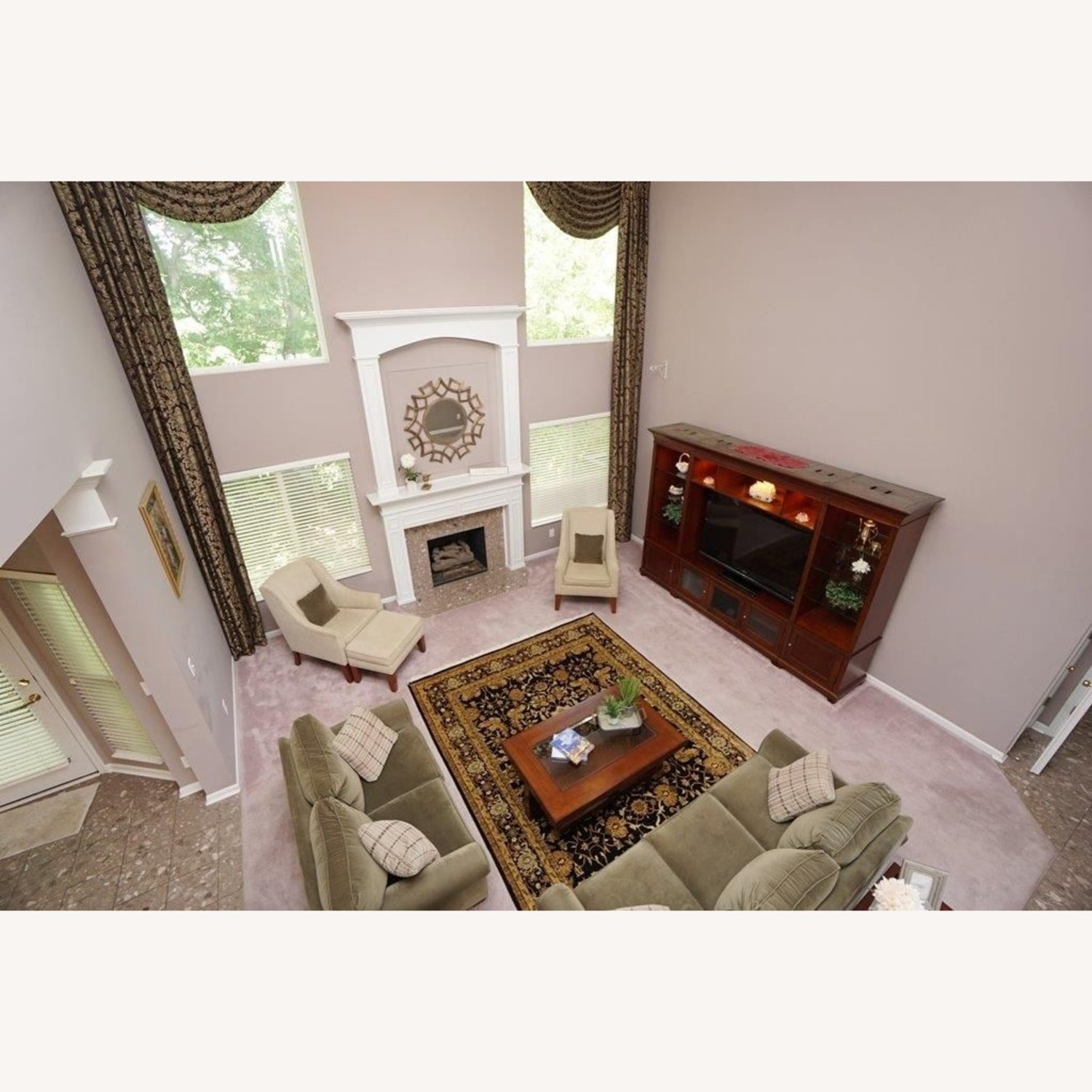 Entertainment Console with Hutch - image-3