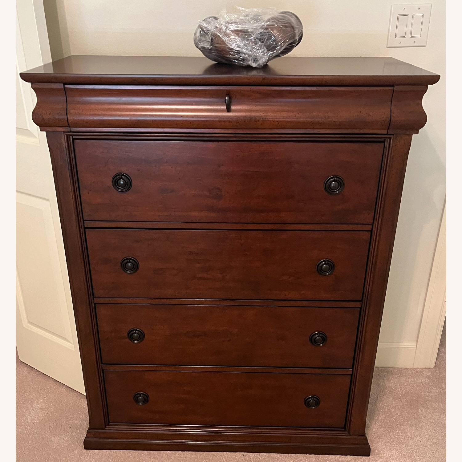 Bedroom Dresser - image-0