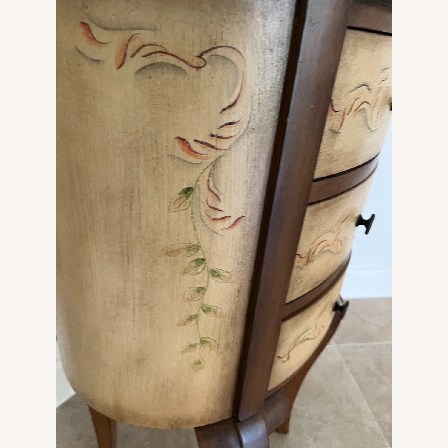 Vintage jewelry dresser - image-2