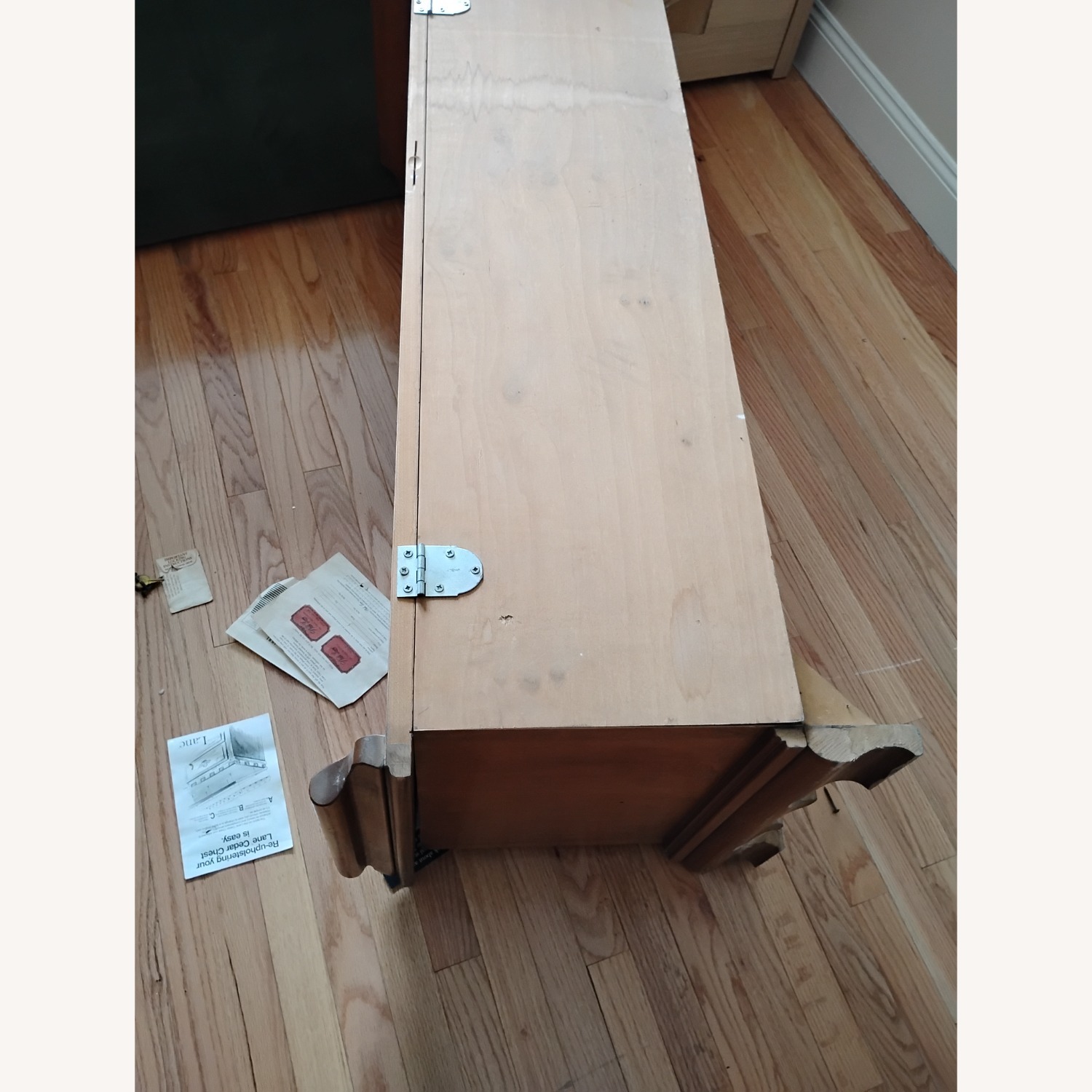 Vintage Lane Cedar Chest – 1932 - image-6