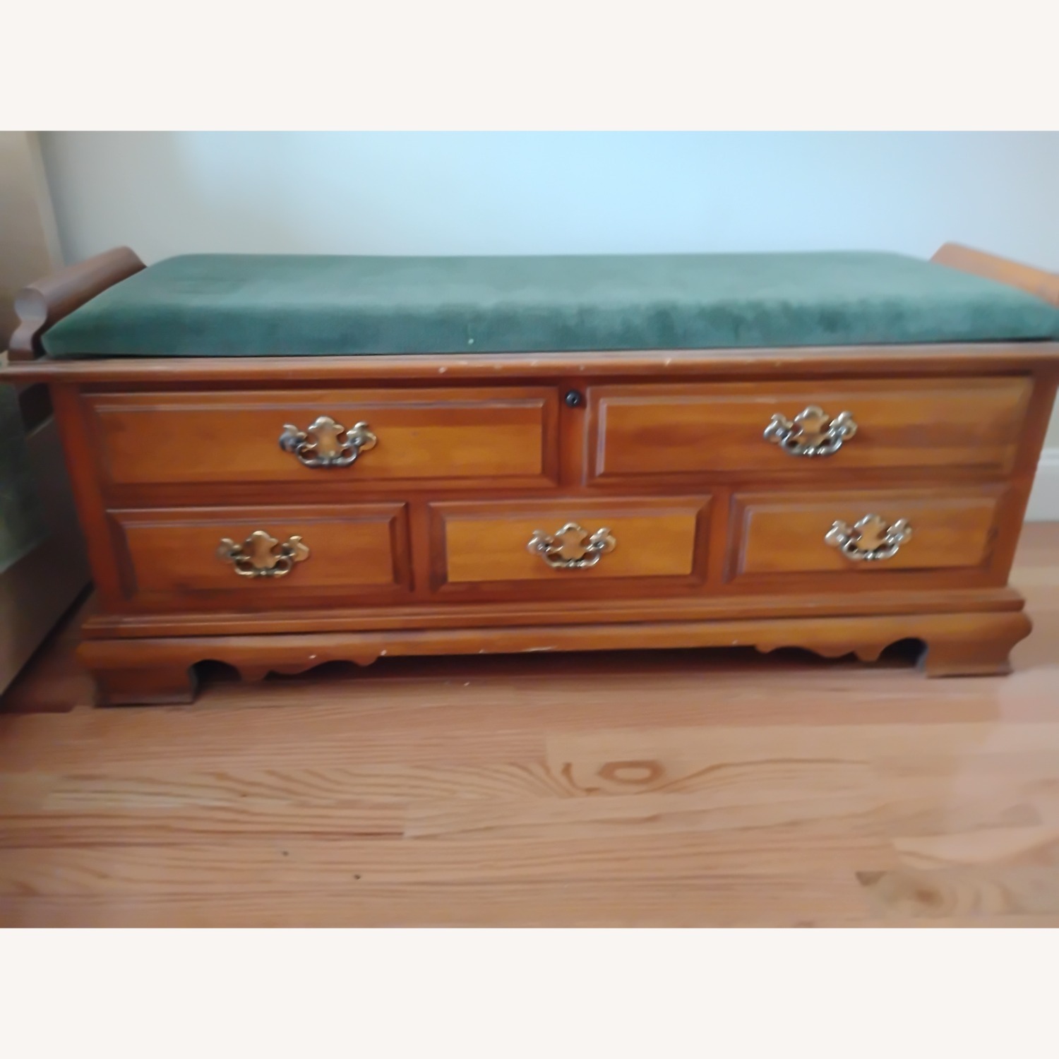 Vintage Lane Cedar Chest – 1932 - image-2