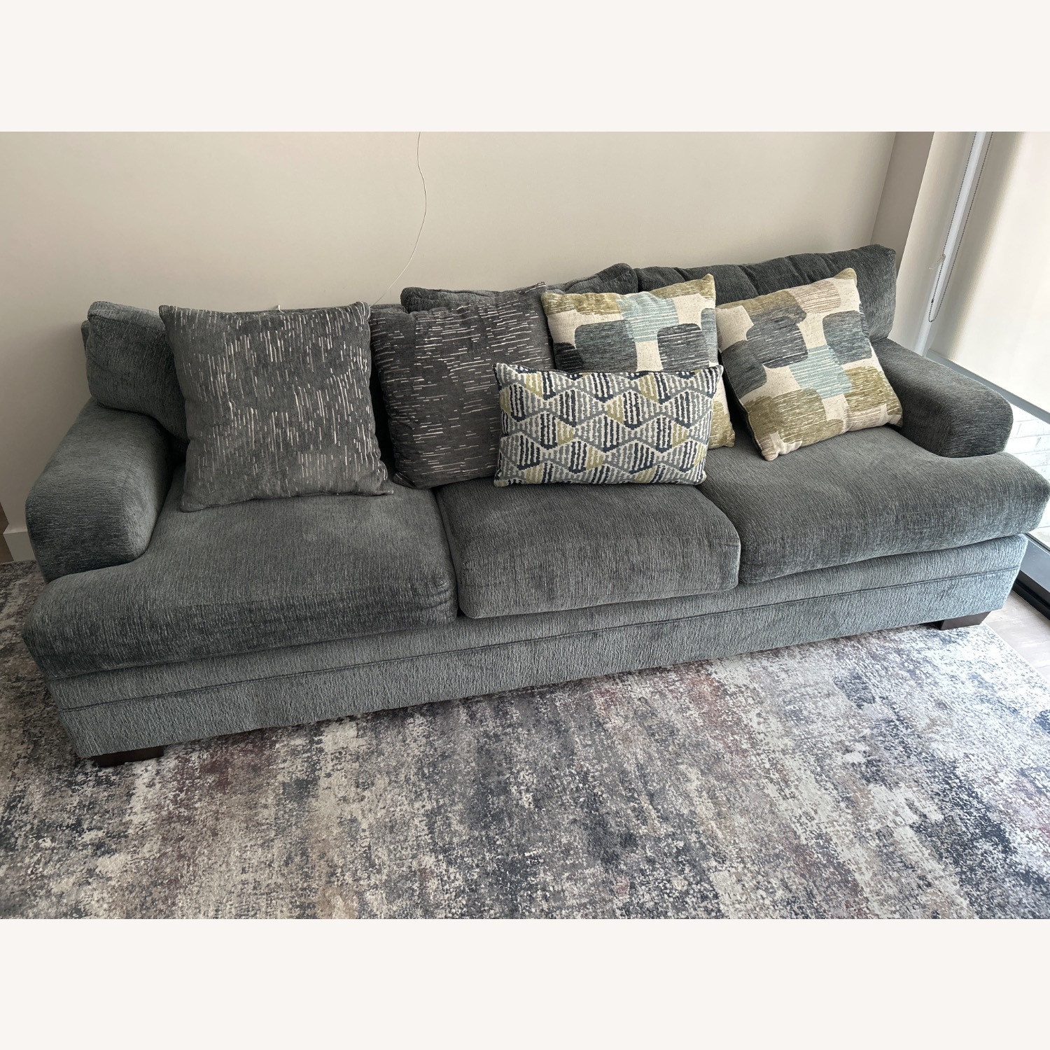 Norlin Sofa - image-1