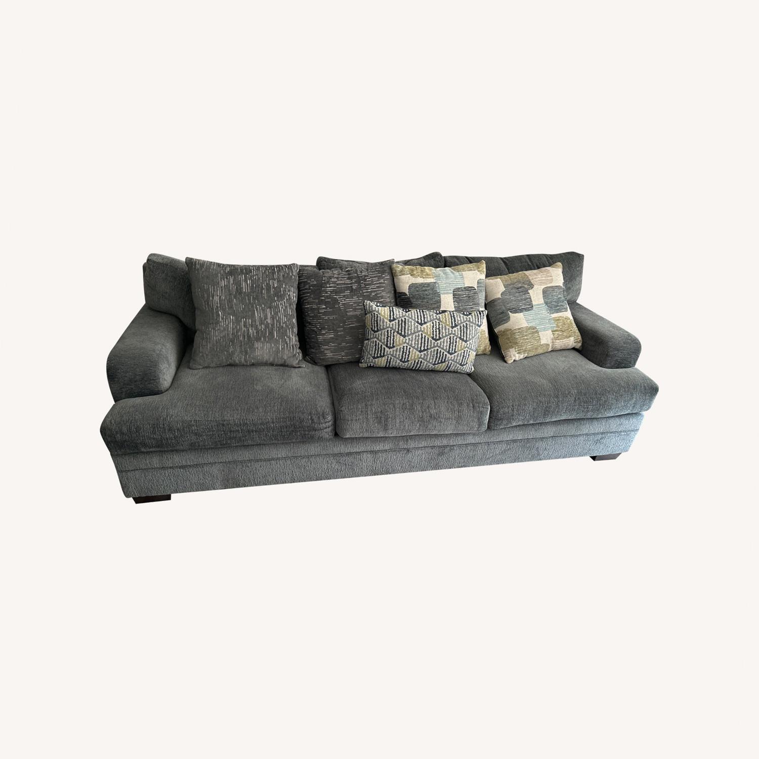 Norlin Sofa - image-0