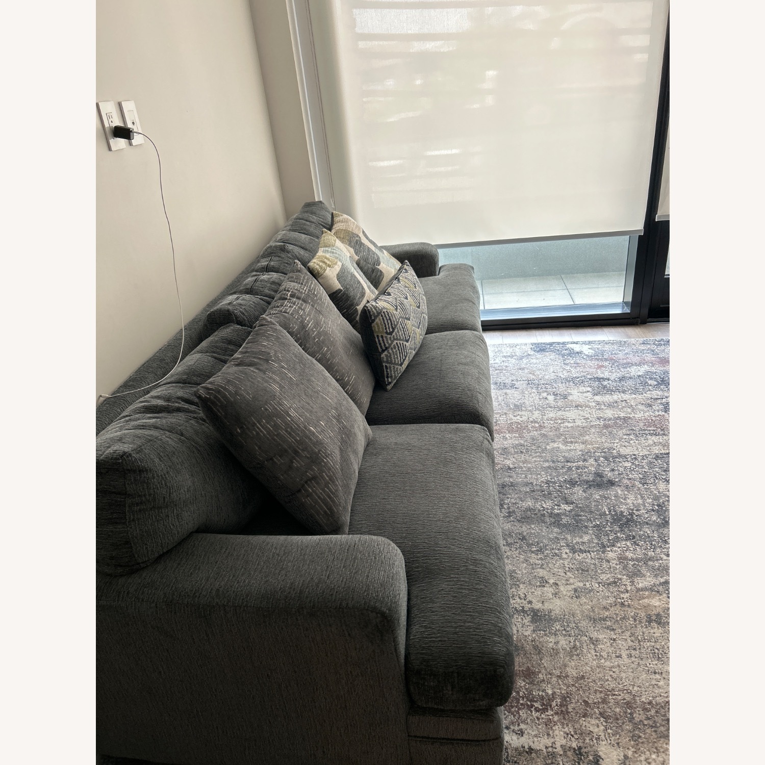 Norlin Sofa - image-2